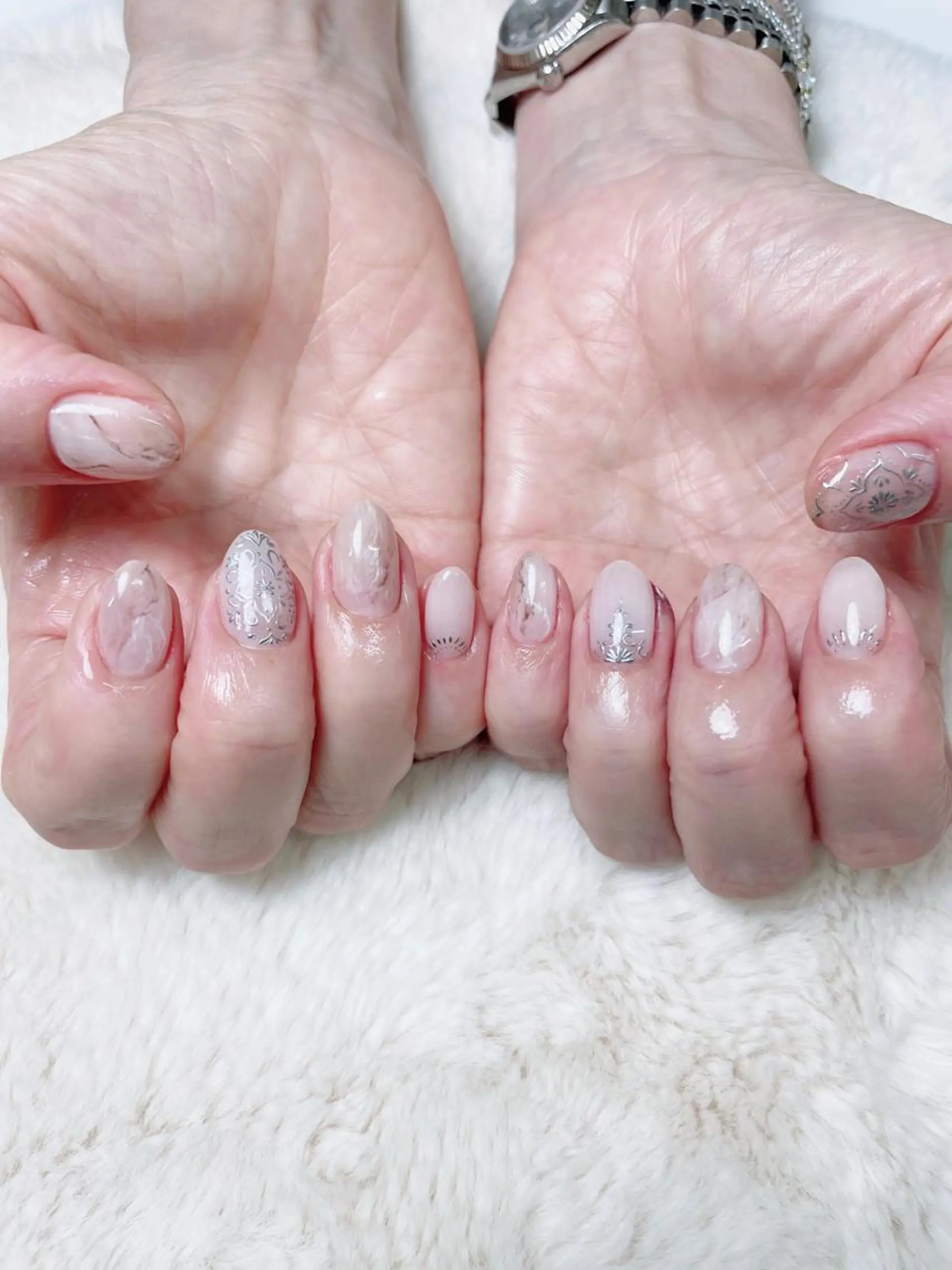 ネイル ハンドネイル ハンドケア 岩山 直子のネイルデザイン