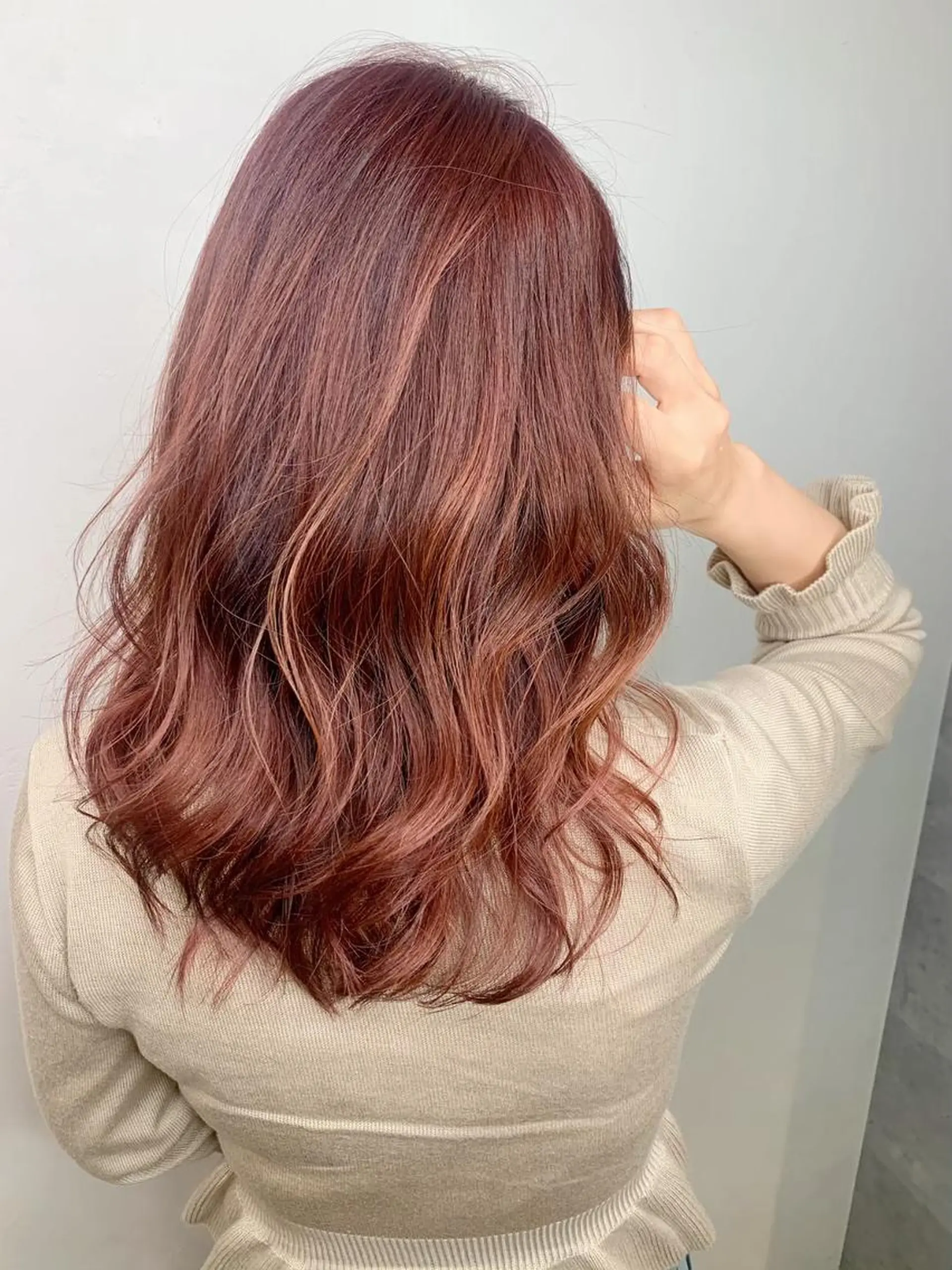 カラー カット ヘアカラー トリートメント ＿WHITE鳳店 アンダーバーホワイトのヘアスタイル