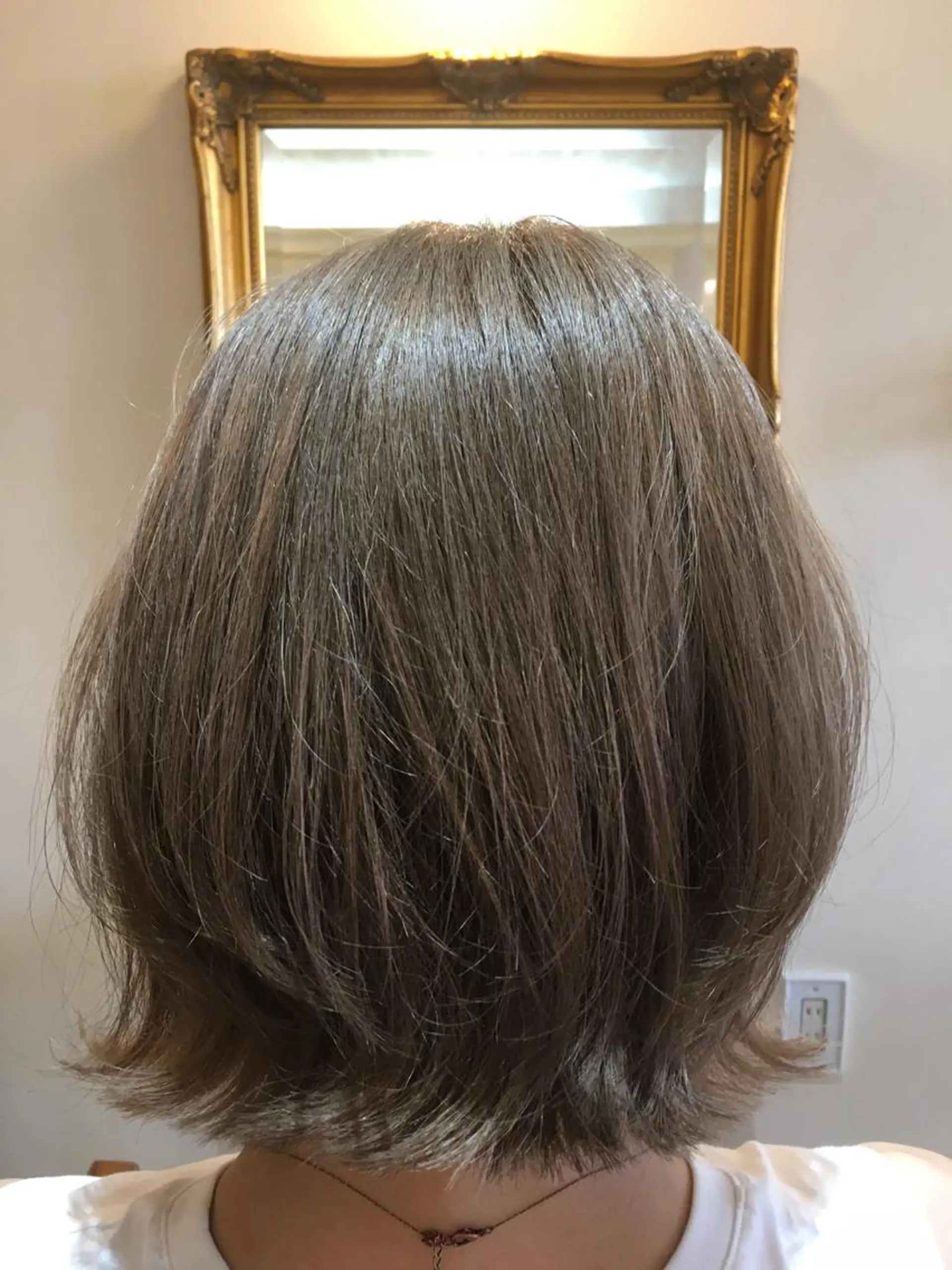 ミディアム カラー カット ヘアカラー トリートメント plaatje 義見のヘアスタイル