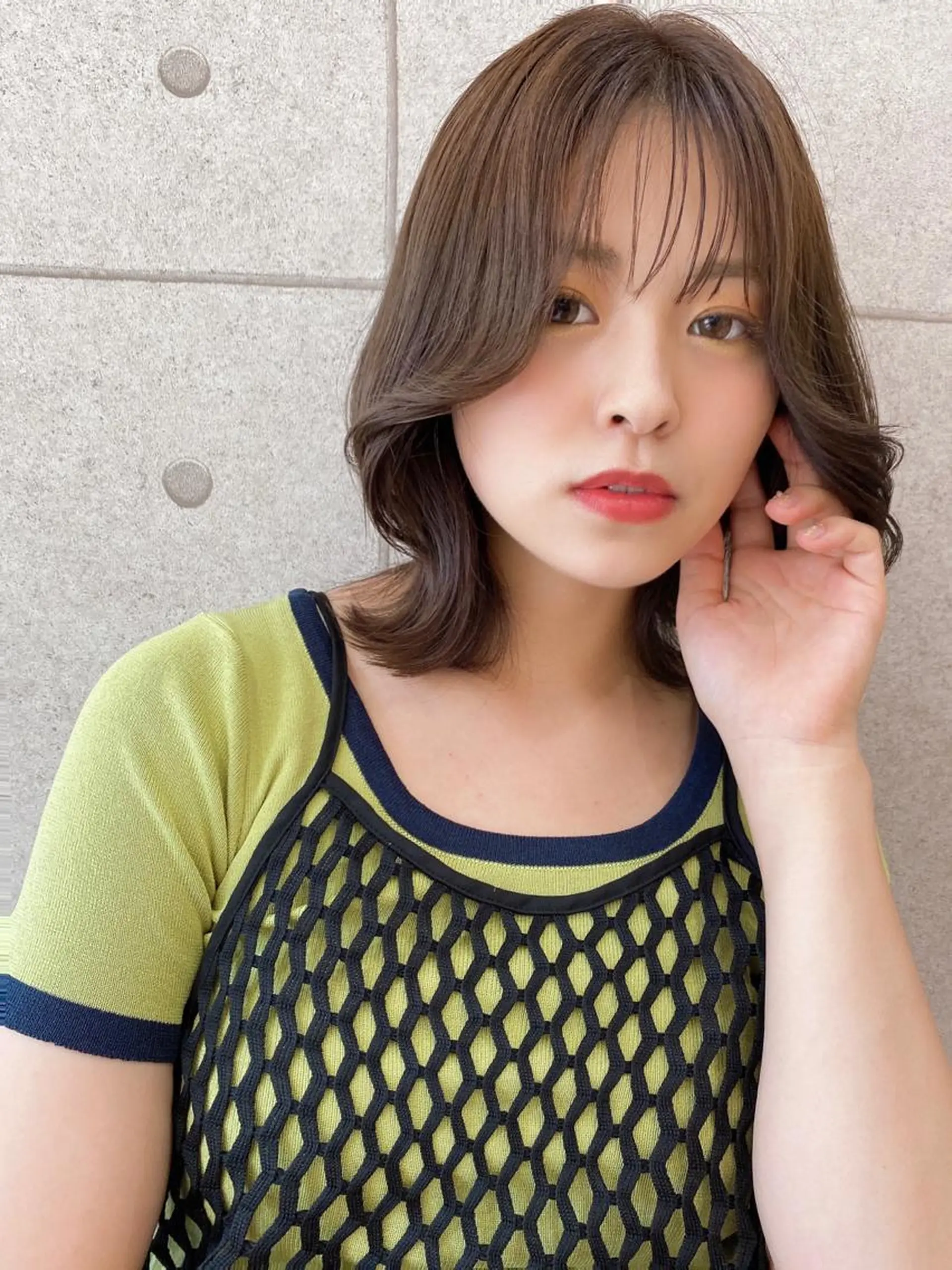 ミディアム カラー ヘアアレンジ カット ヘアカラー トリートメント 対馬 粘音のヘアスタイル