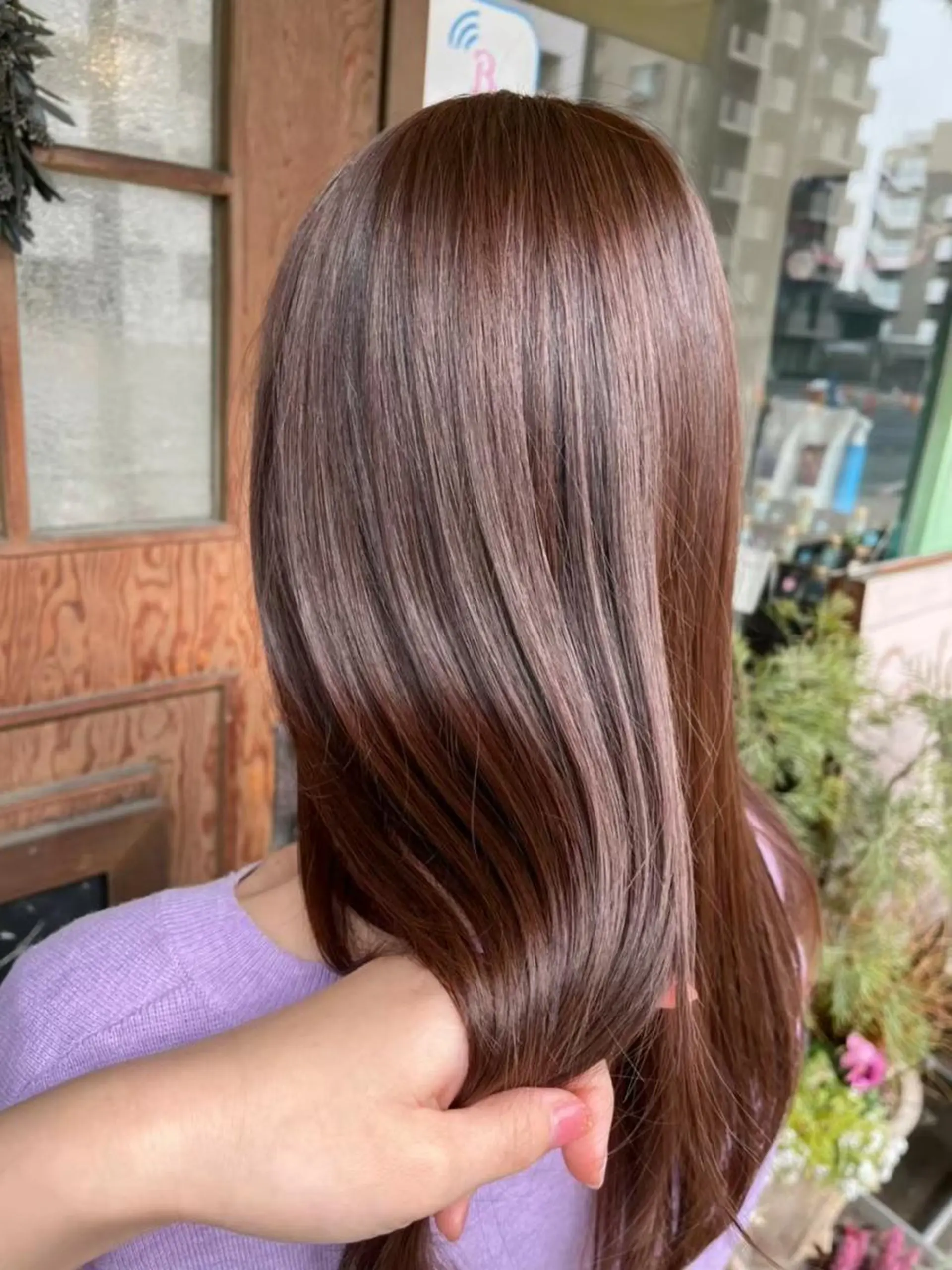 ロング クルール スタッフのヘアスタイル