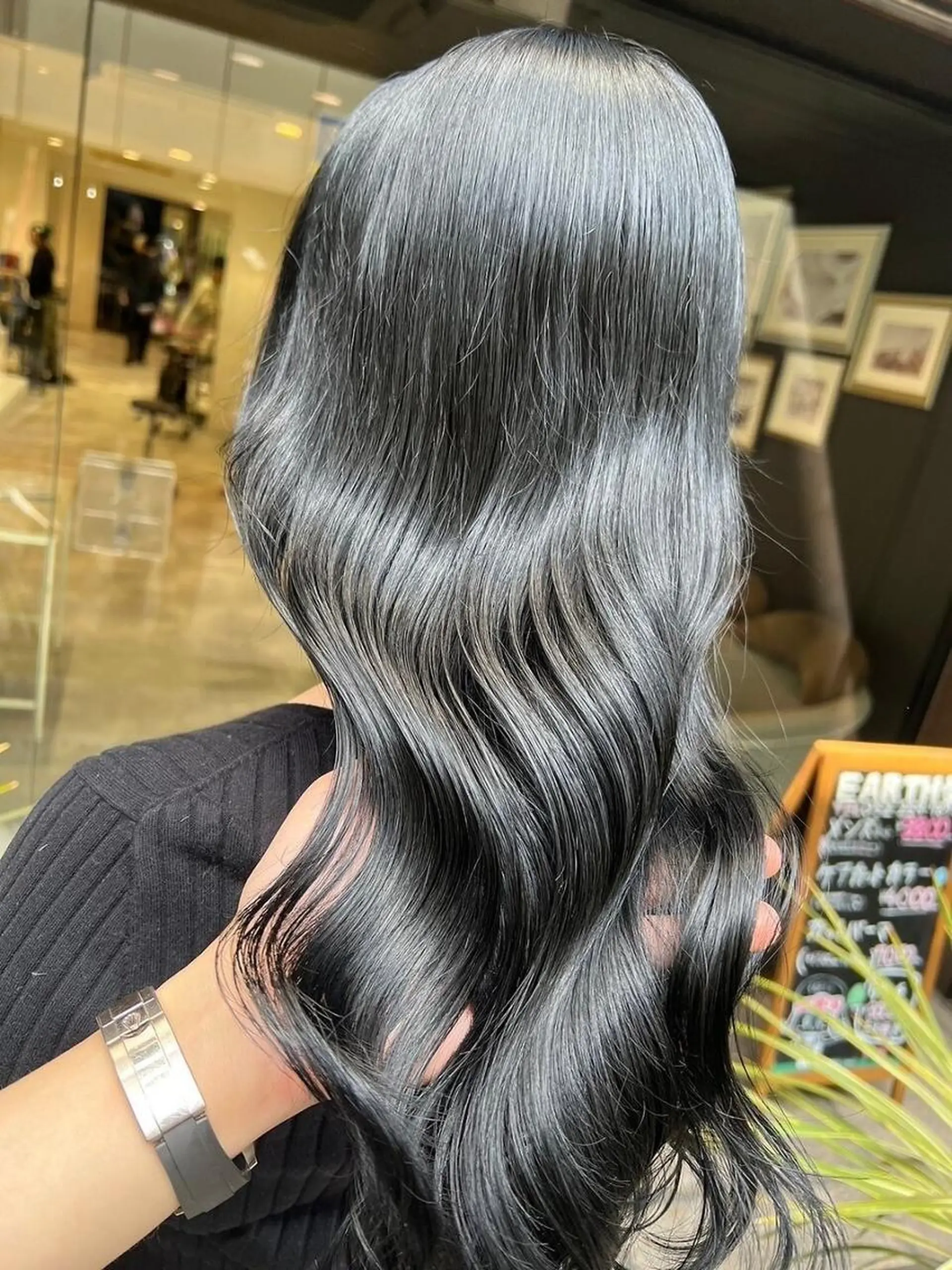 ロング カラー 堀江 優妃のヘアスタイル