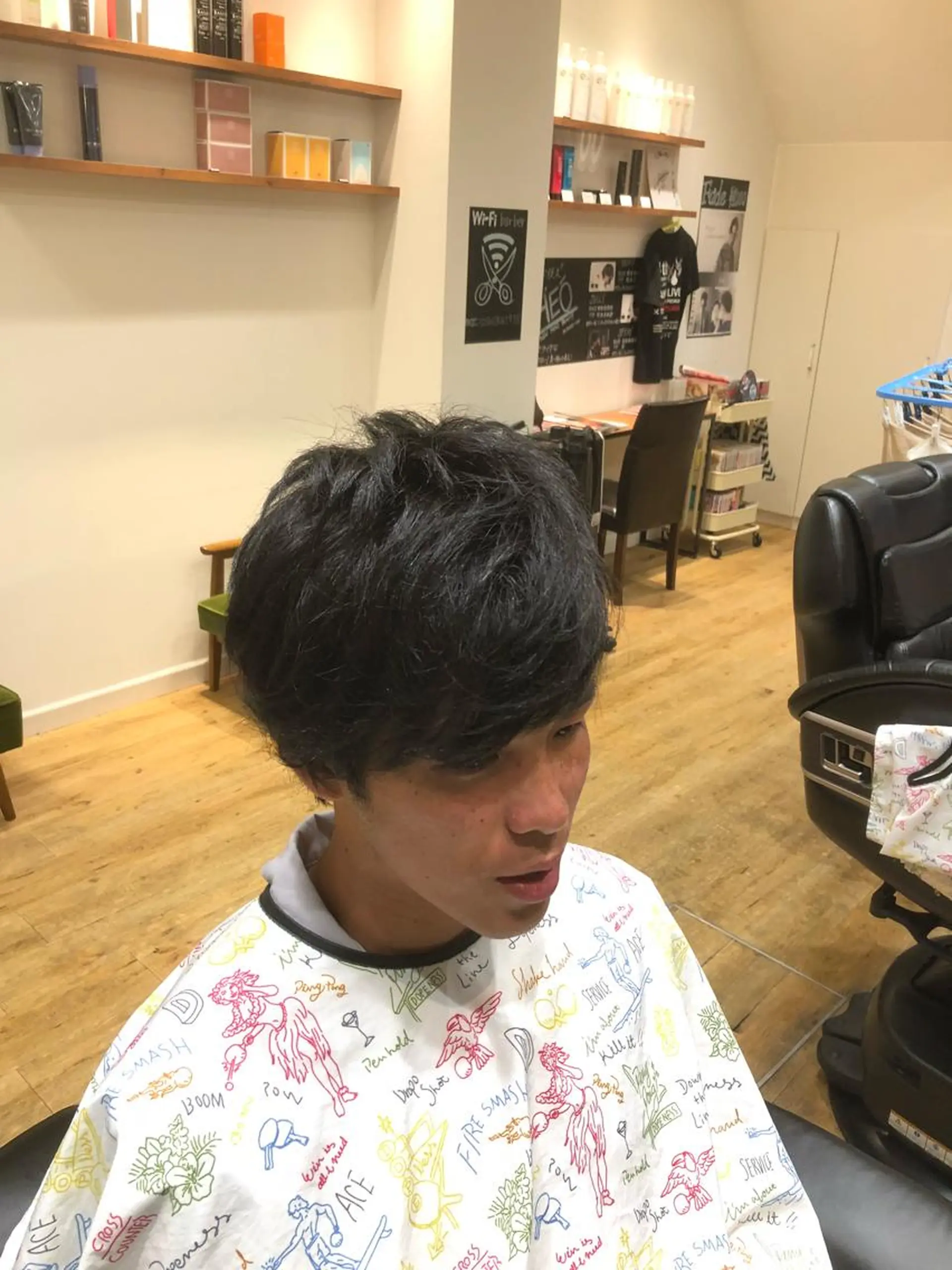 カラー メンズパーマ 堤　生智のヘアスタイル