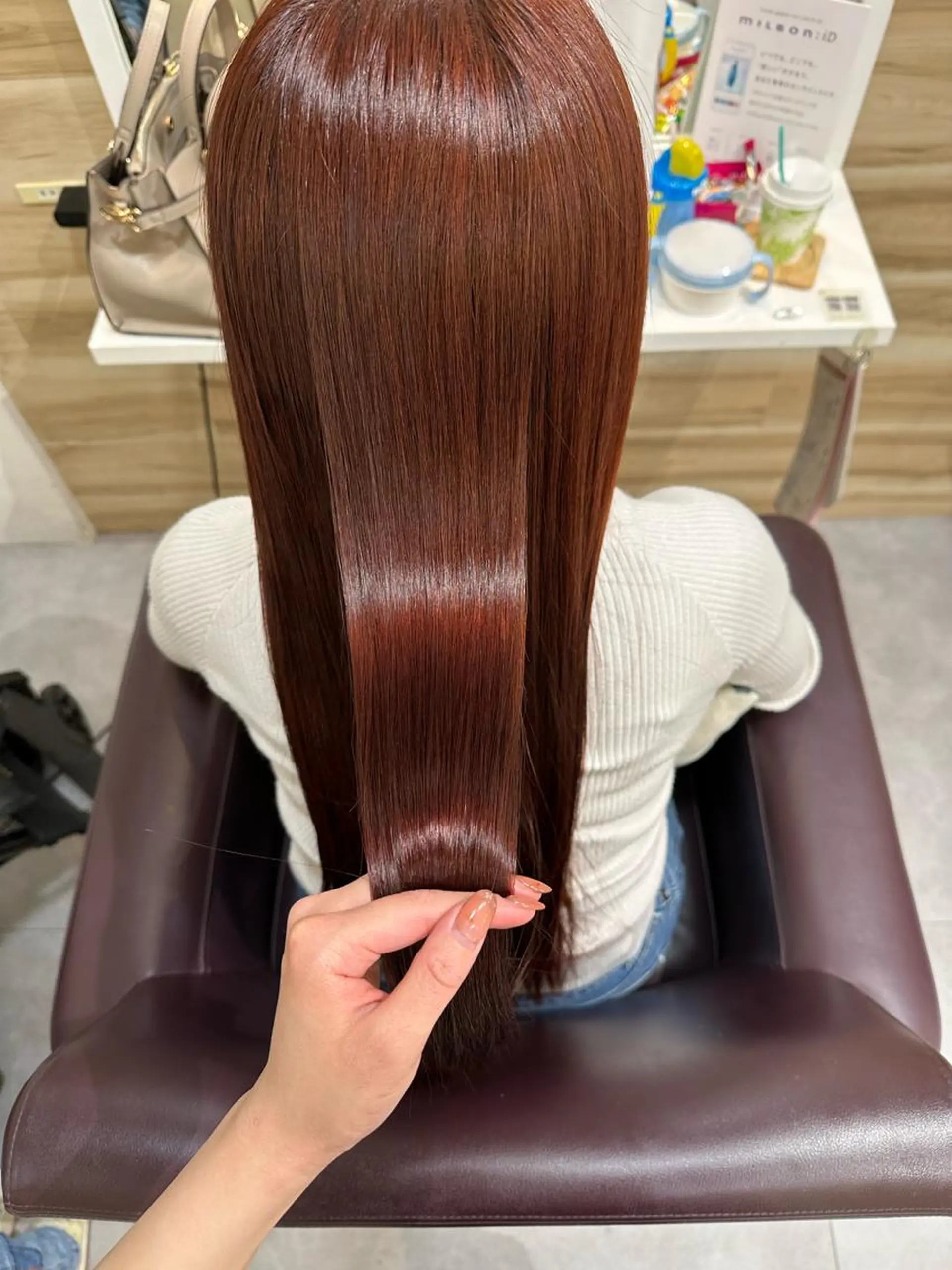 ロング カラー 髪質改善 トリートメント 阪本 愛実のヘアスタイル