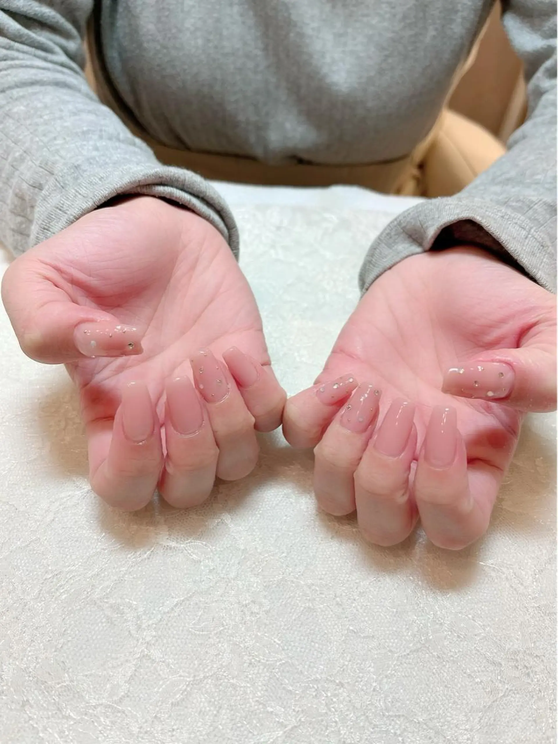 ネイル アートネイル ドット ストーンネイル ハンドケア aoinail所属・aoi nailのネイルデザイン