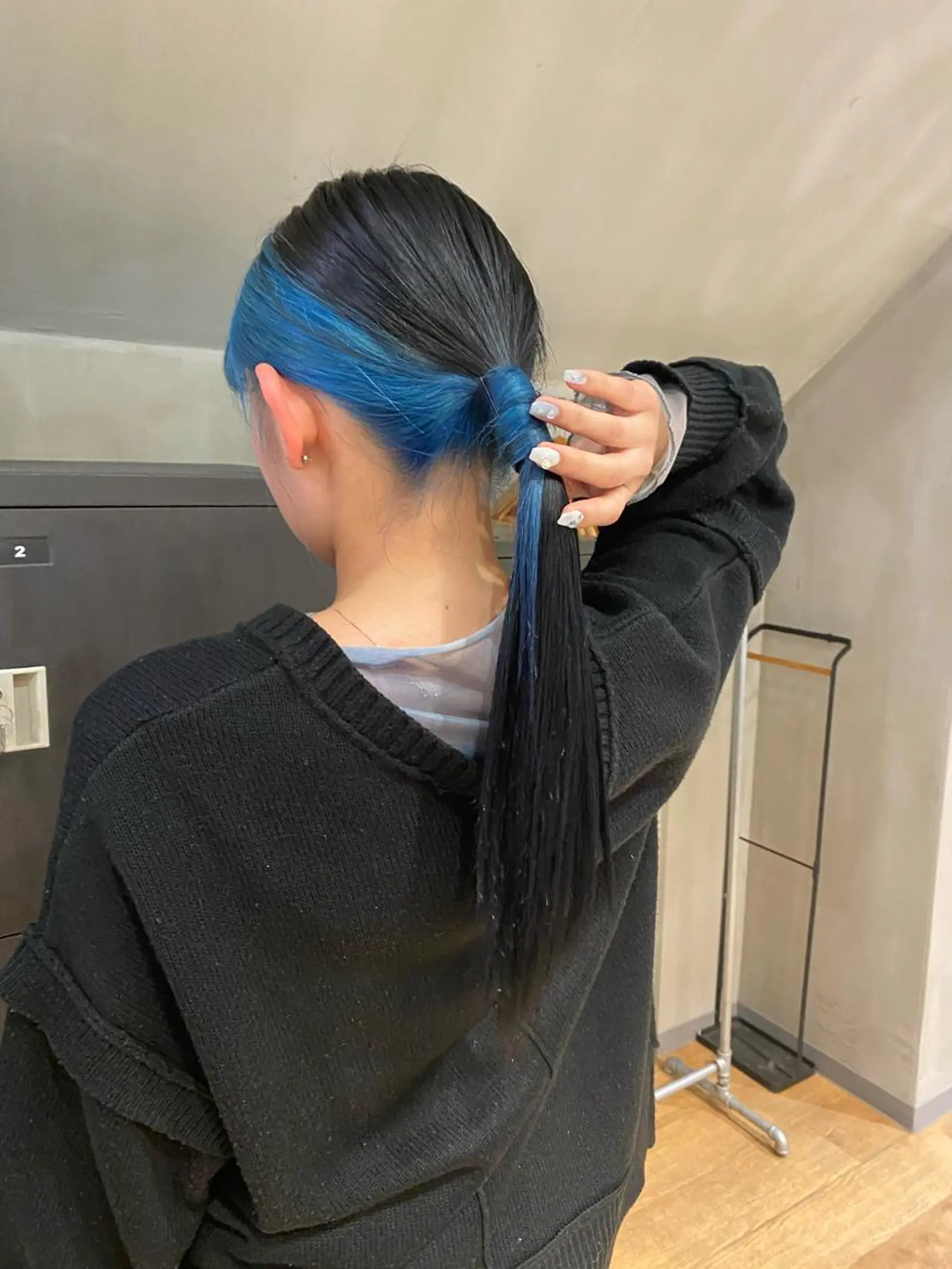 カラー アカリ /パーマスタイルのヘアスタイル