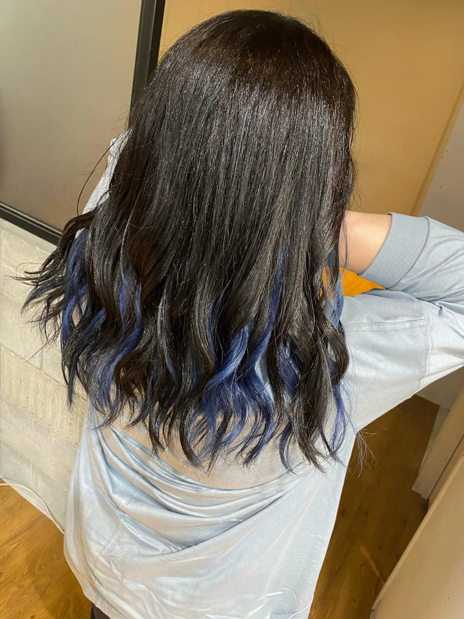 セミロング カラー ヘアアレンジ ブリーチ 久米 治仁のヘアスタイル