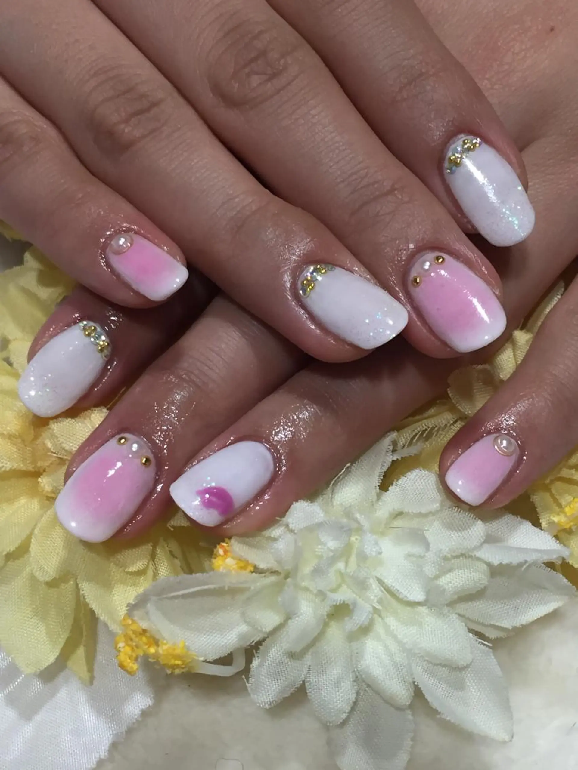 ネイル Sympa 𝓜iwako🐰ᩚのネイルデザイン