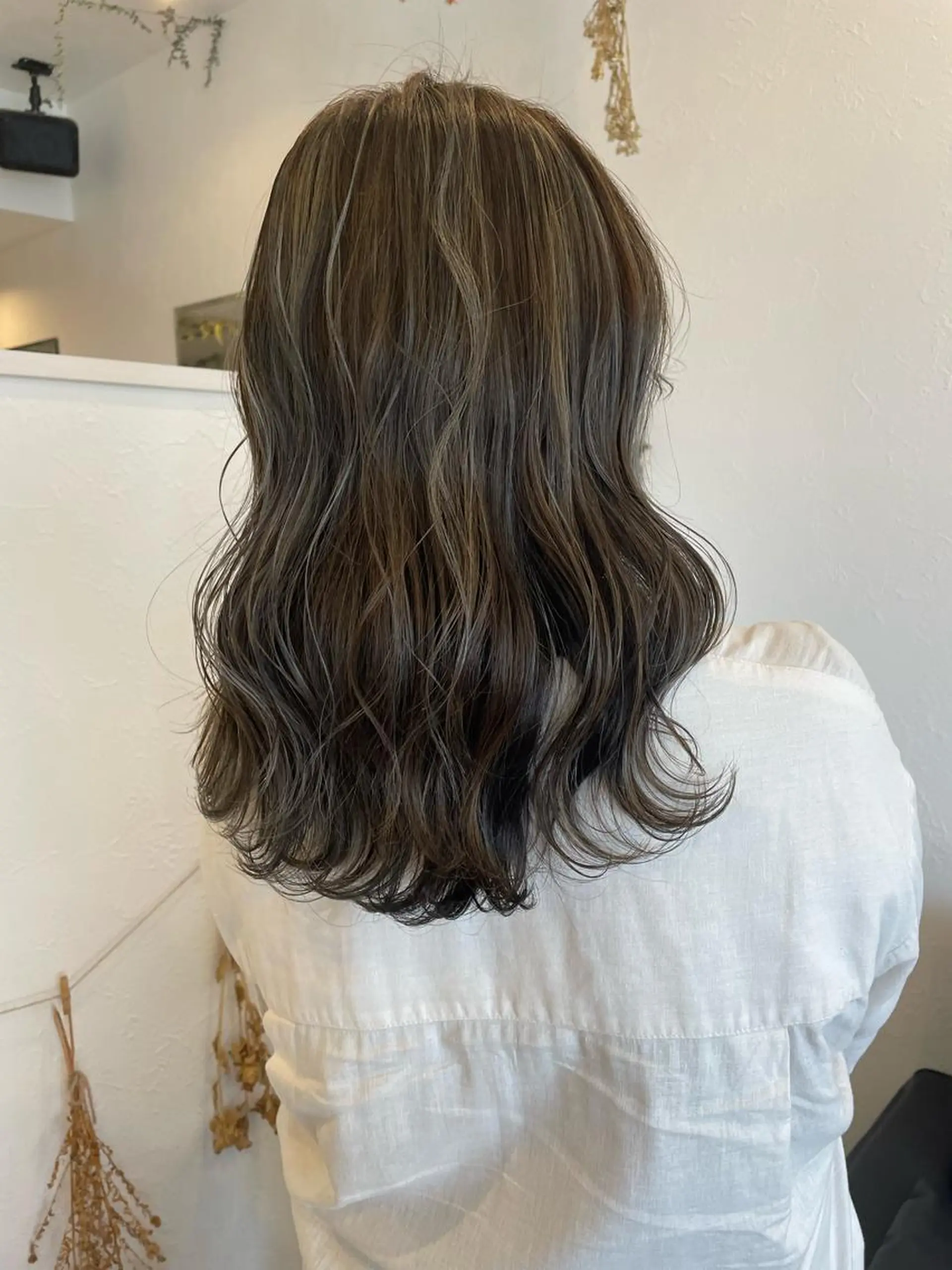 セミロング カラー ハイライトカラー ハイライト ヘアカラー m ā l o.🌷 サカモトマイコのヘアスタイル