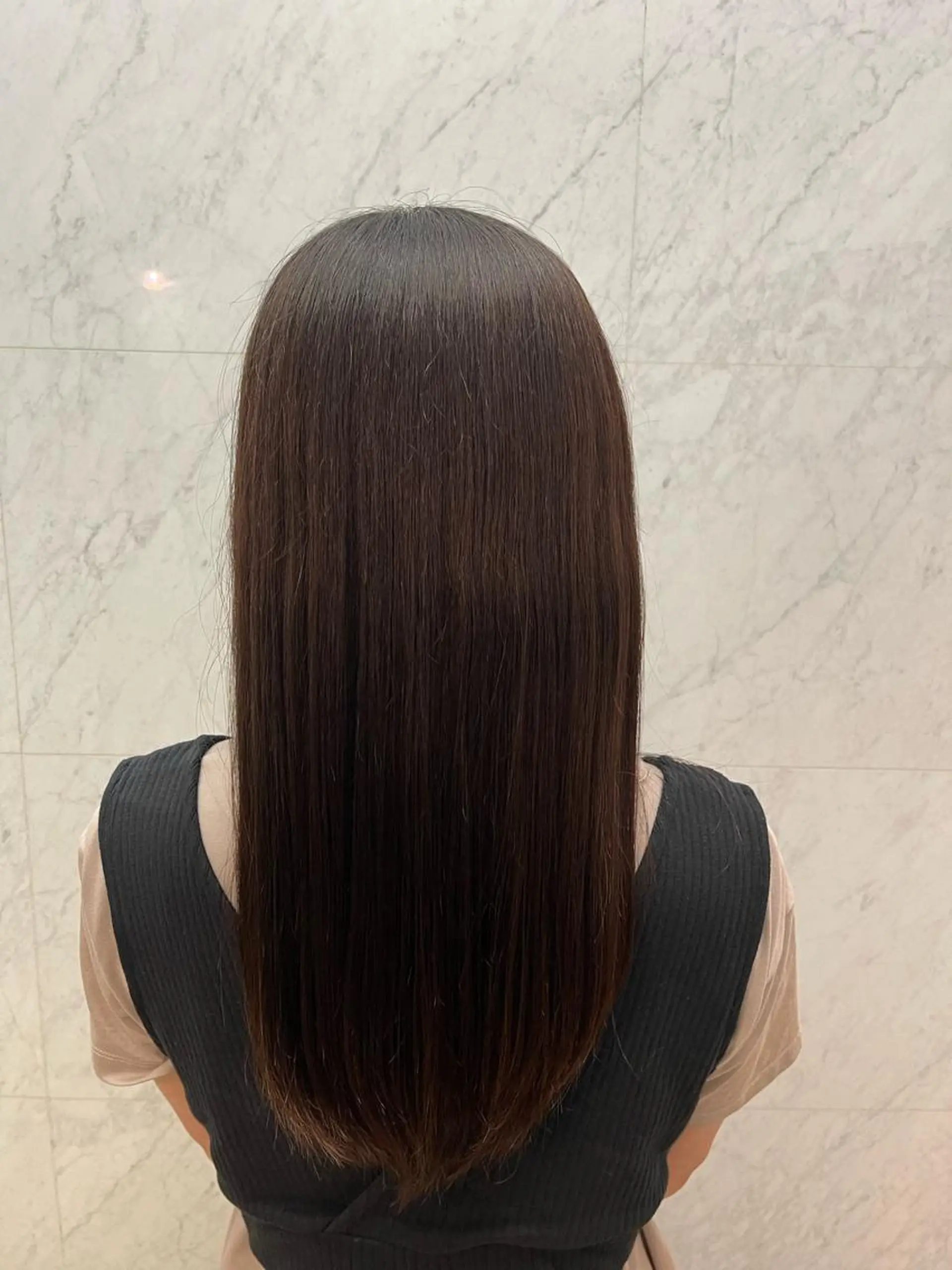 セミロング 六本木縮毛矯正/髪質 改善/LOANA鈴木のヘアスタイル