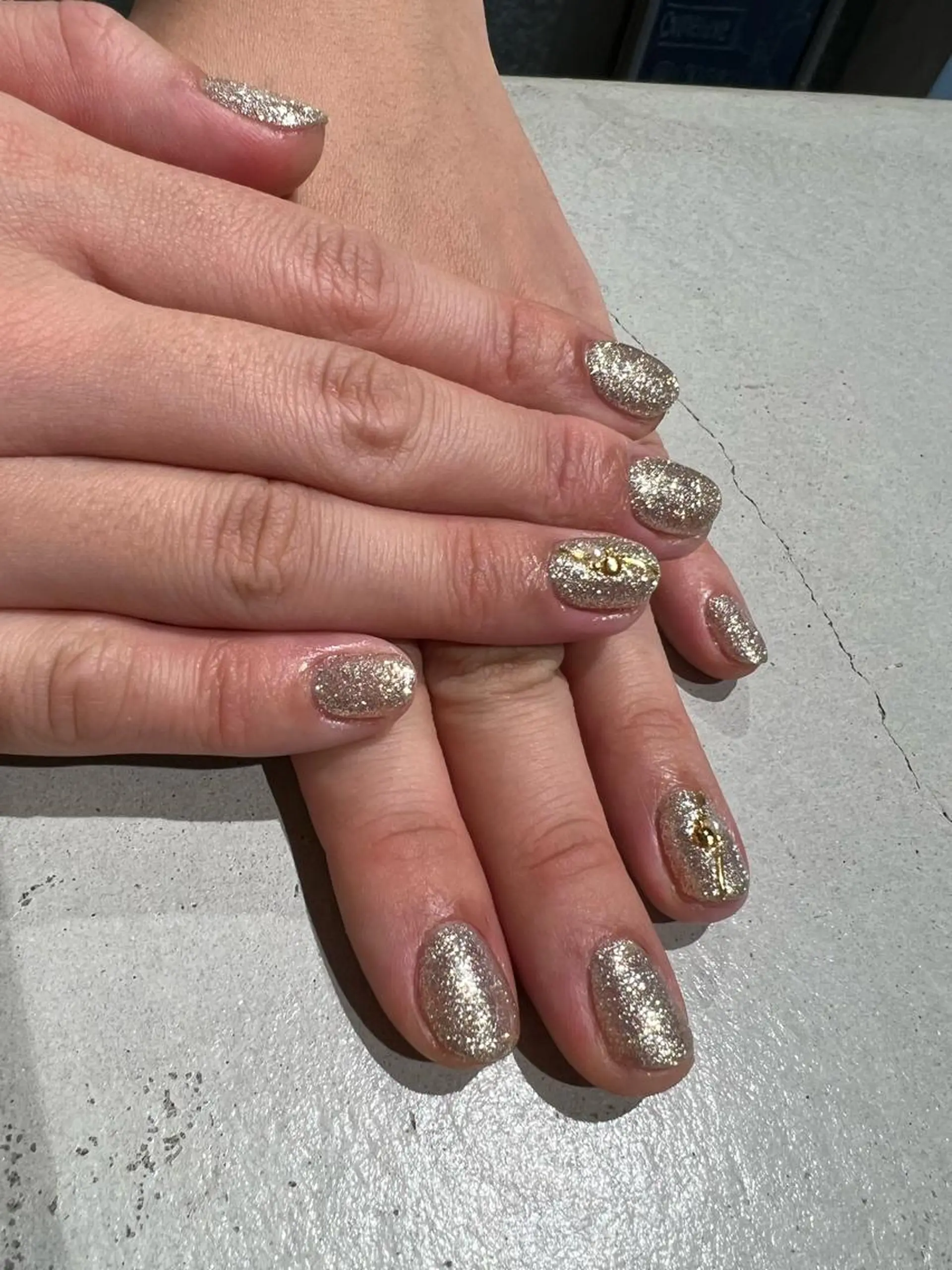 ネイル ハンドネイル zir  nail 🕊️💗RIOのネイルデザイン