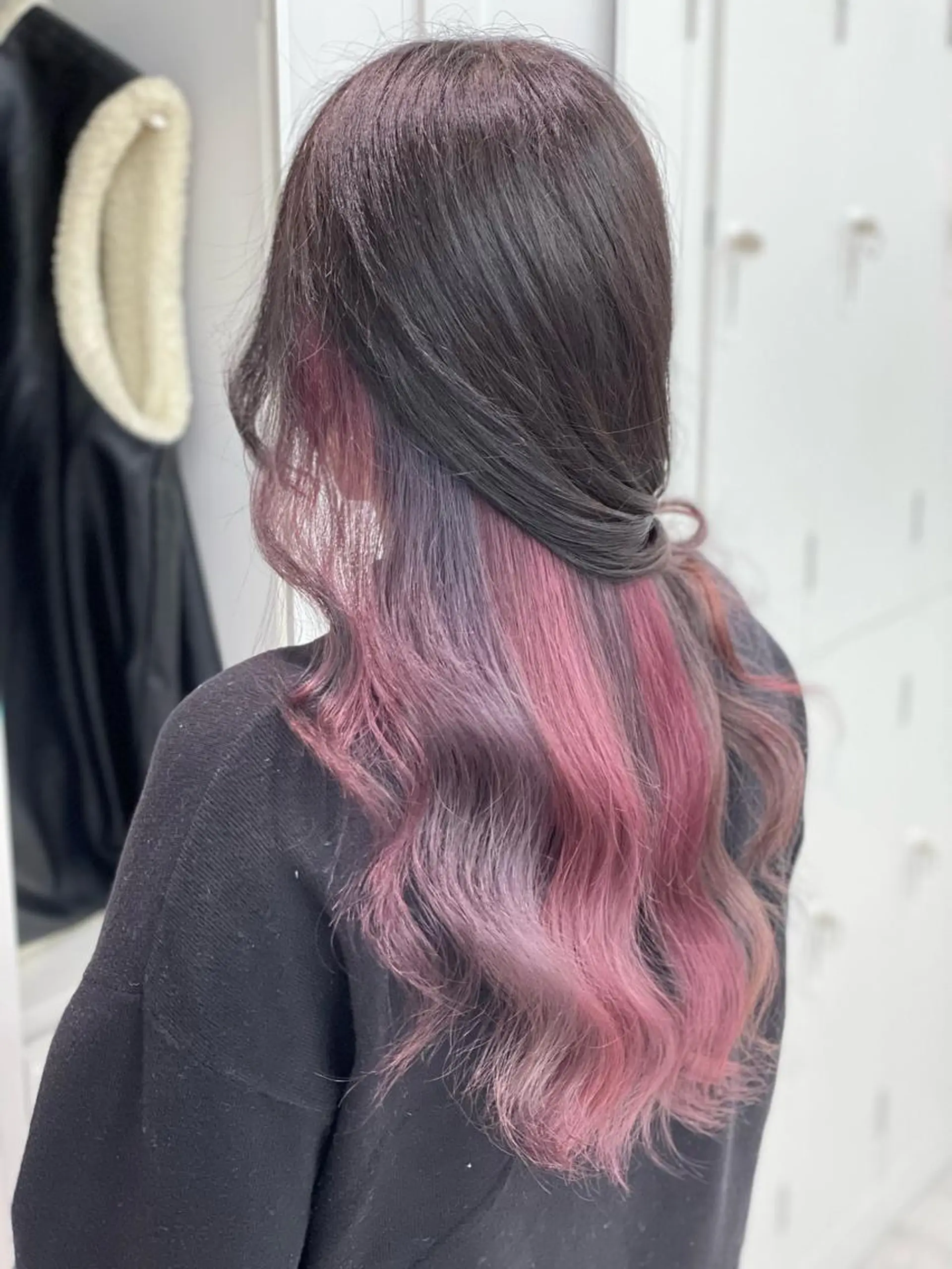 ロング カラー ショーヤ/ブリーチ /エクステのヘアスタイル