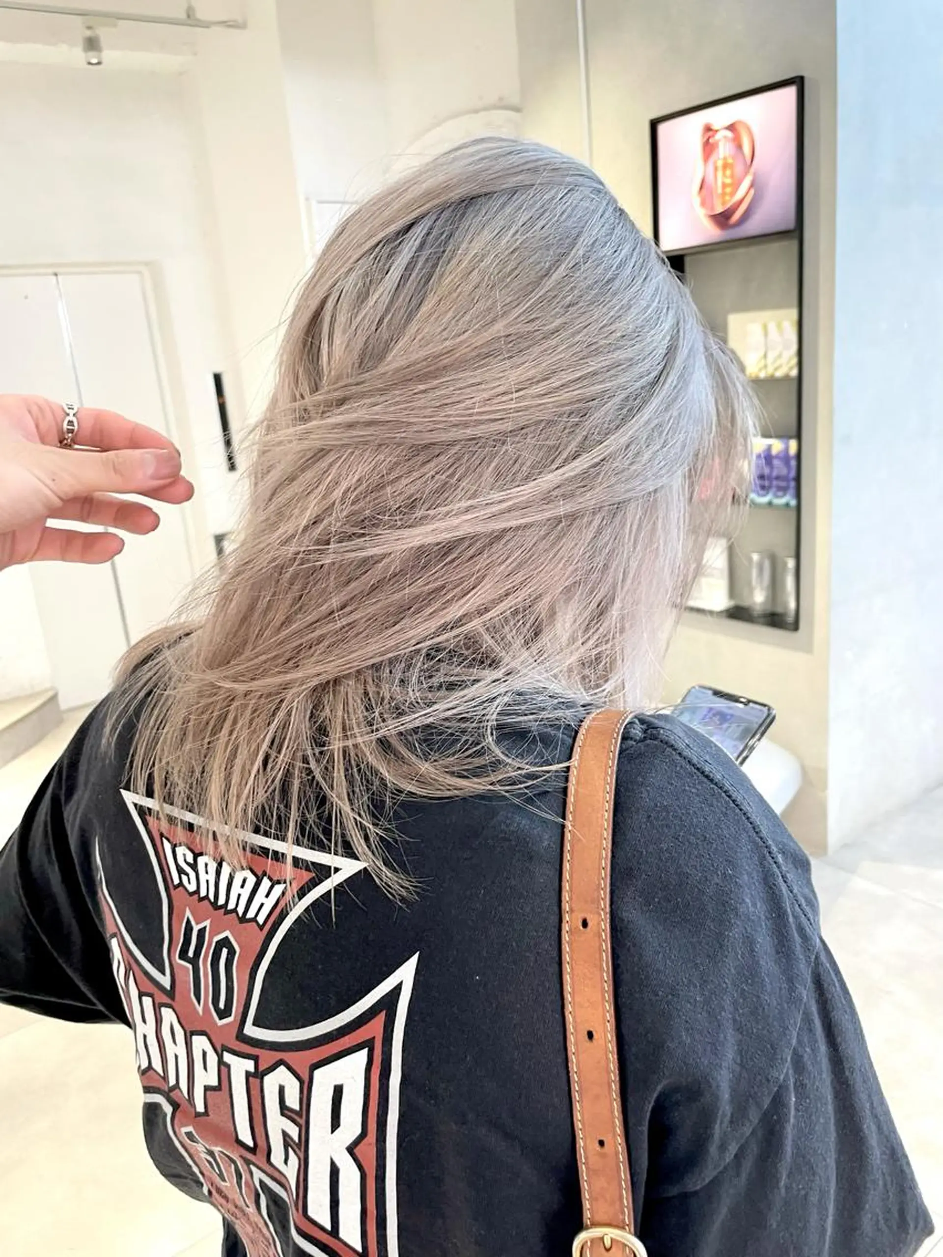 ミディアム カラー ヘアカラー 🇰🇷カルマパーマ kaito🇰🇷のヘアスタイル