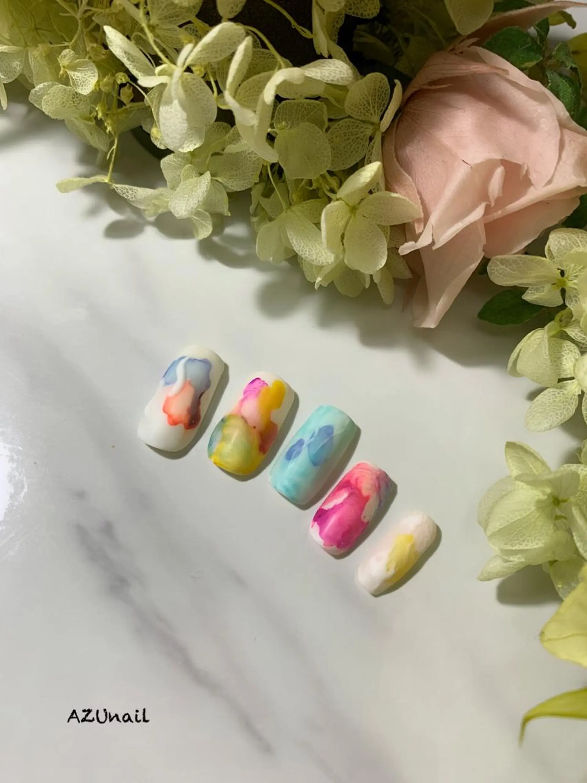 ネイル AZU nailのネイルデザイン