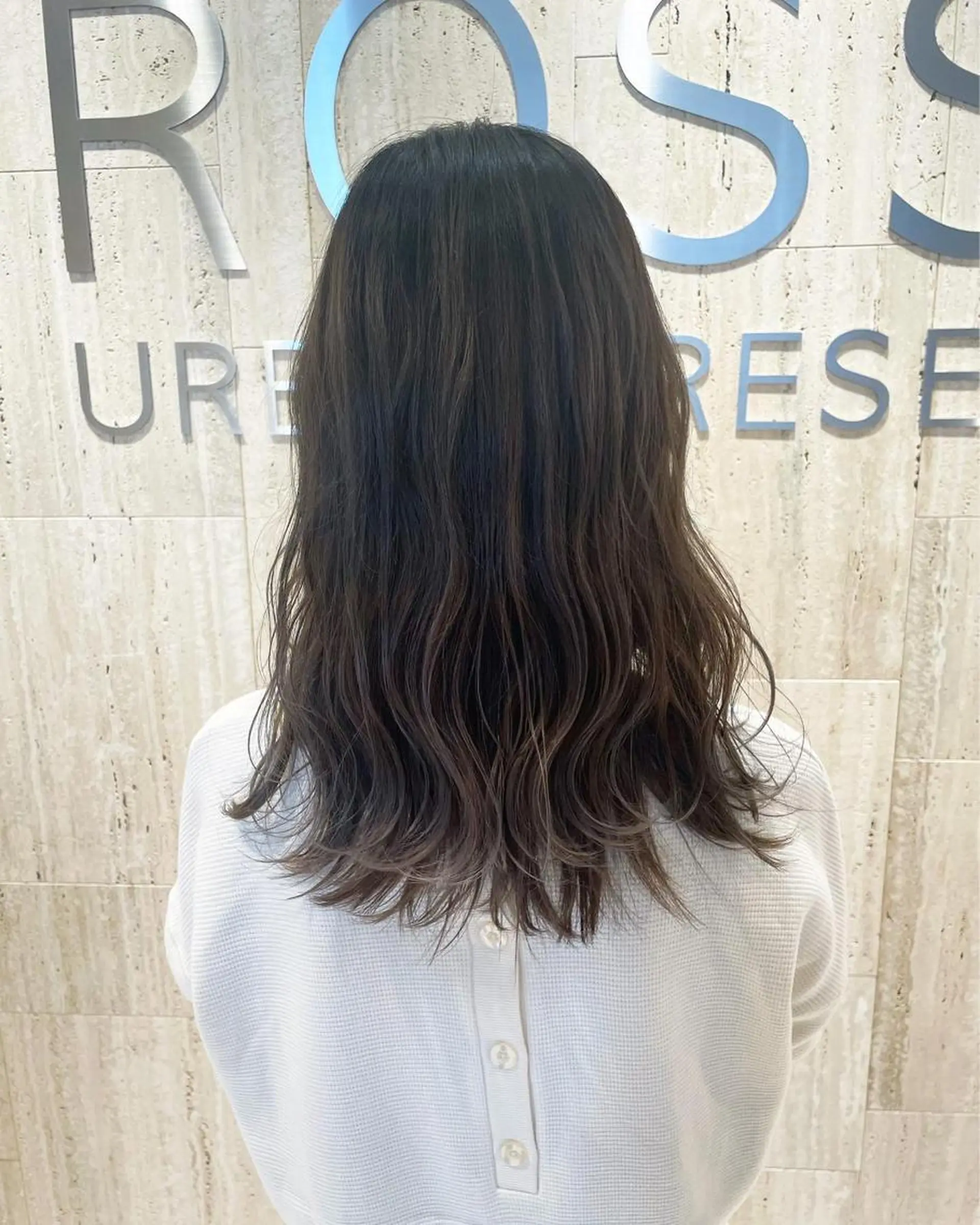 ロング 高橋 芽衣のヘアスタイル