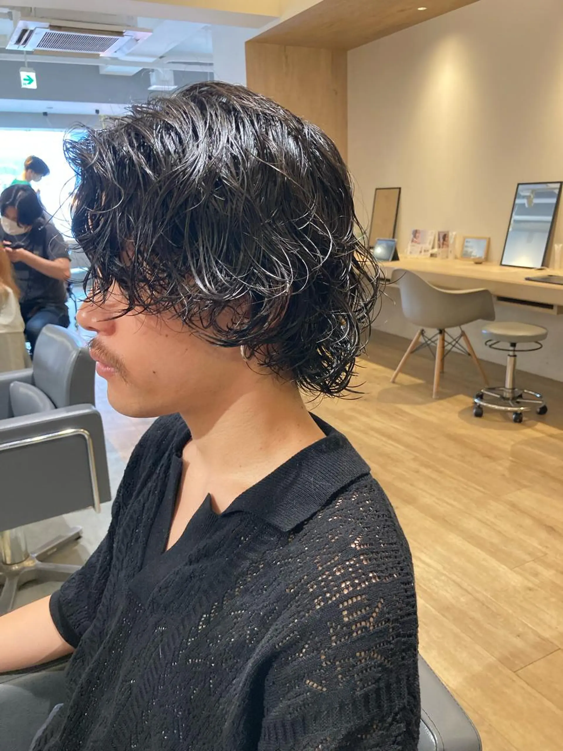 パーマ メンズ メンズパーマ メンズウルフカット ボブ ウルフカット カット パーマ SCENEbyRAD helmのヘアスタイル