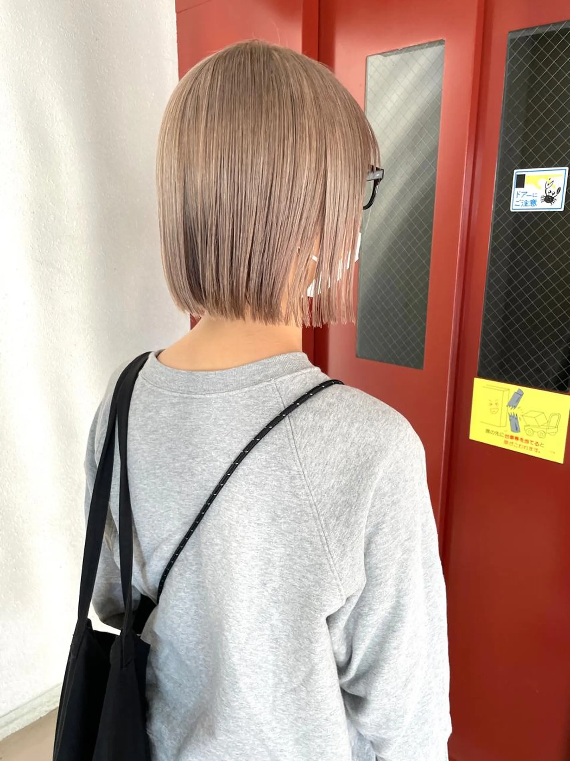 ミディアム カット ヘアカラー トリートメント vivre libreのヘアスタイル