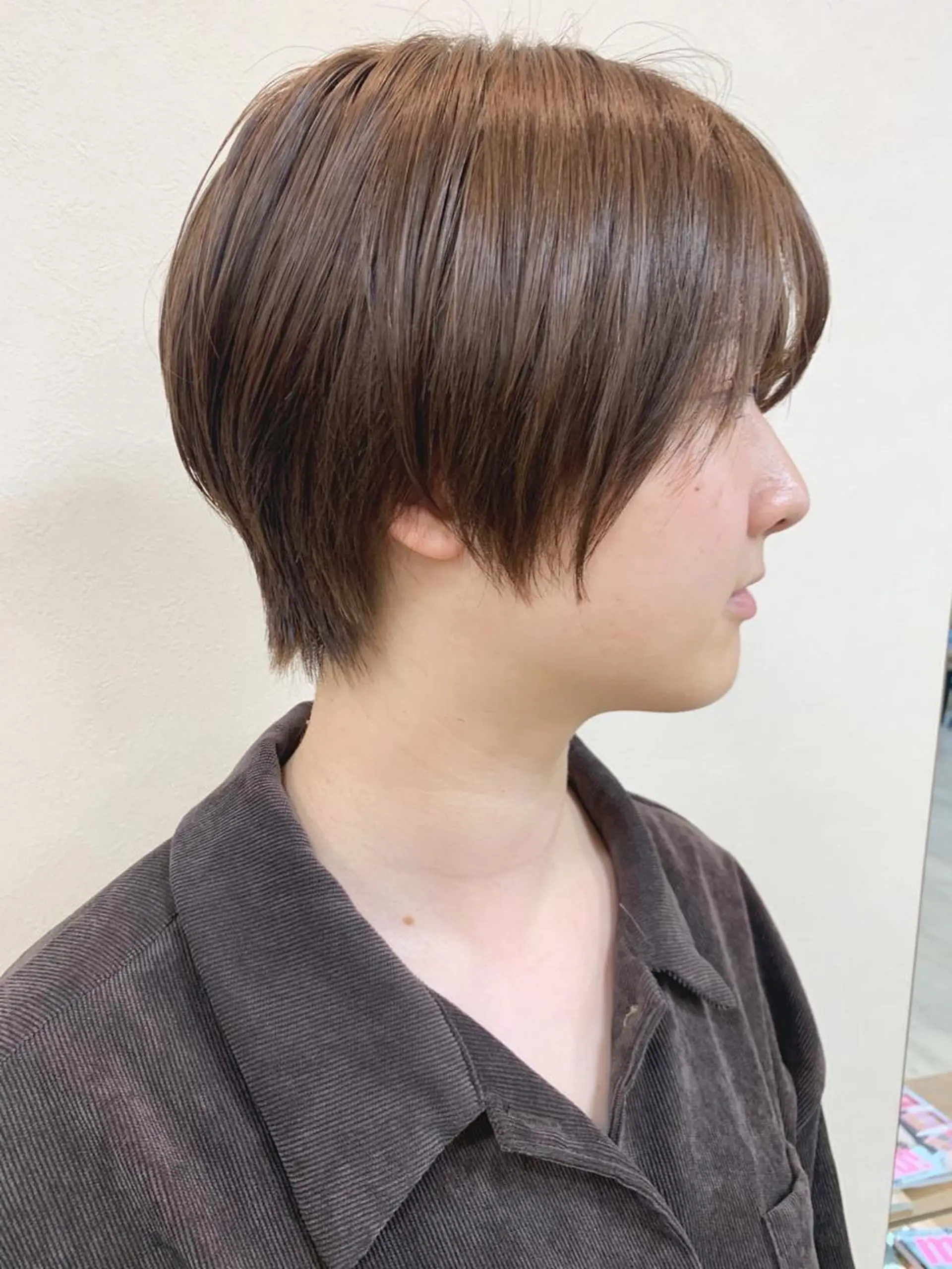 ショート カラー 切りっぱなしボブ ショートボブ ハンサムショート 丸みショート ベージュカラー カット ヘアカラー トリートメント 初めてのショート お任せください✂️のヘアスタイル