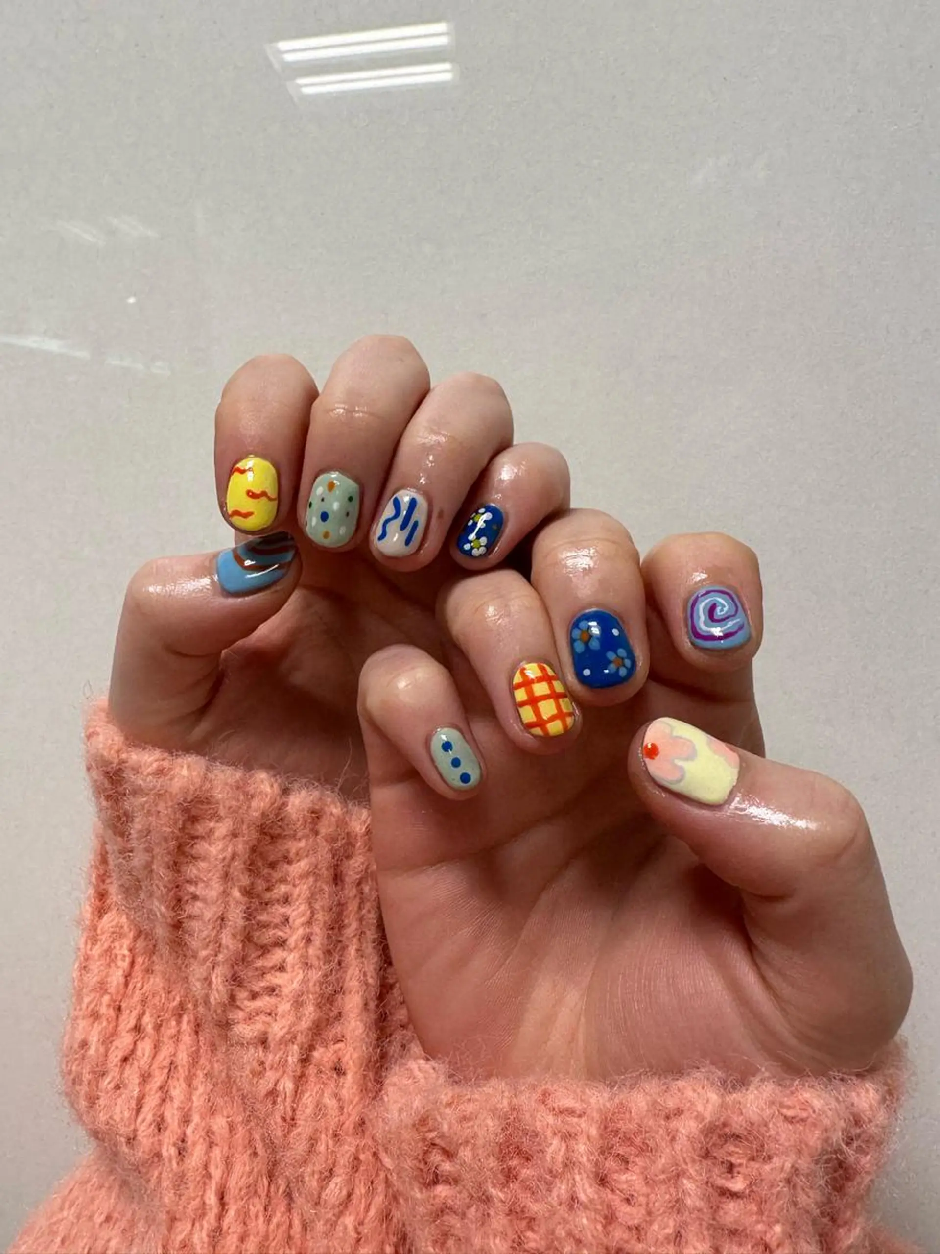 ネイル 個性派ネイル 🌼 ハルカ ♡の眉毛・アイブロウイメージ