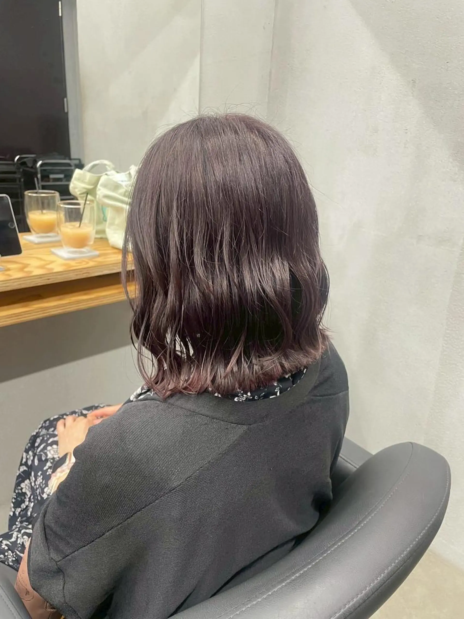 カラー ミディアム N 【エヌ】のヘアスタイル