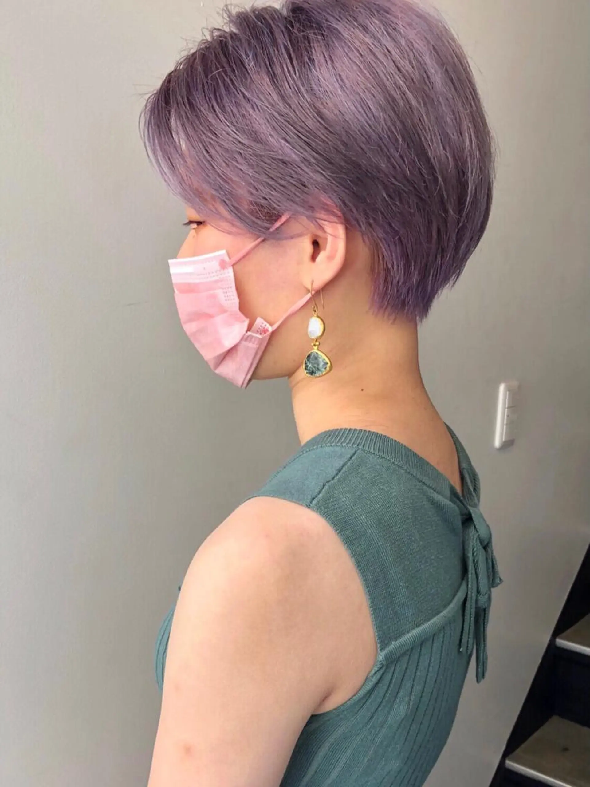 ショート カラー ブリーチ ラベンダーカラー カット ヘアカラー wカラー 指名No1かけるのヘアスタイル