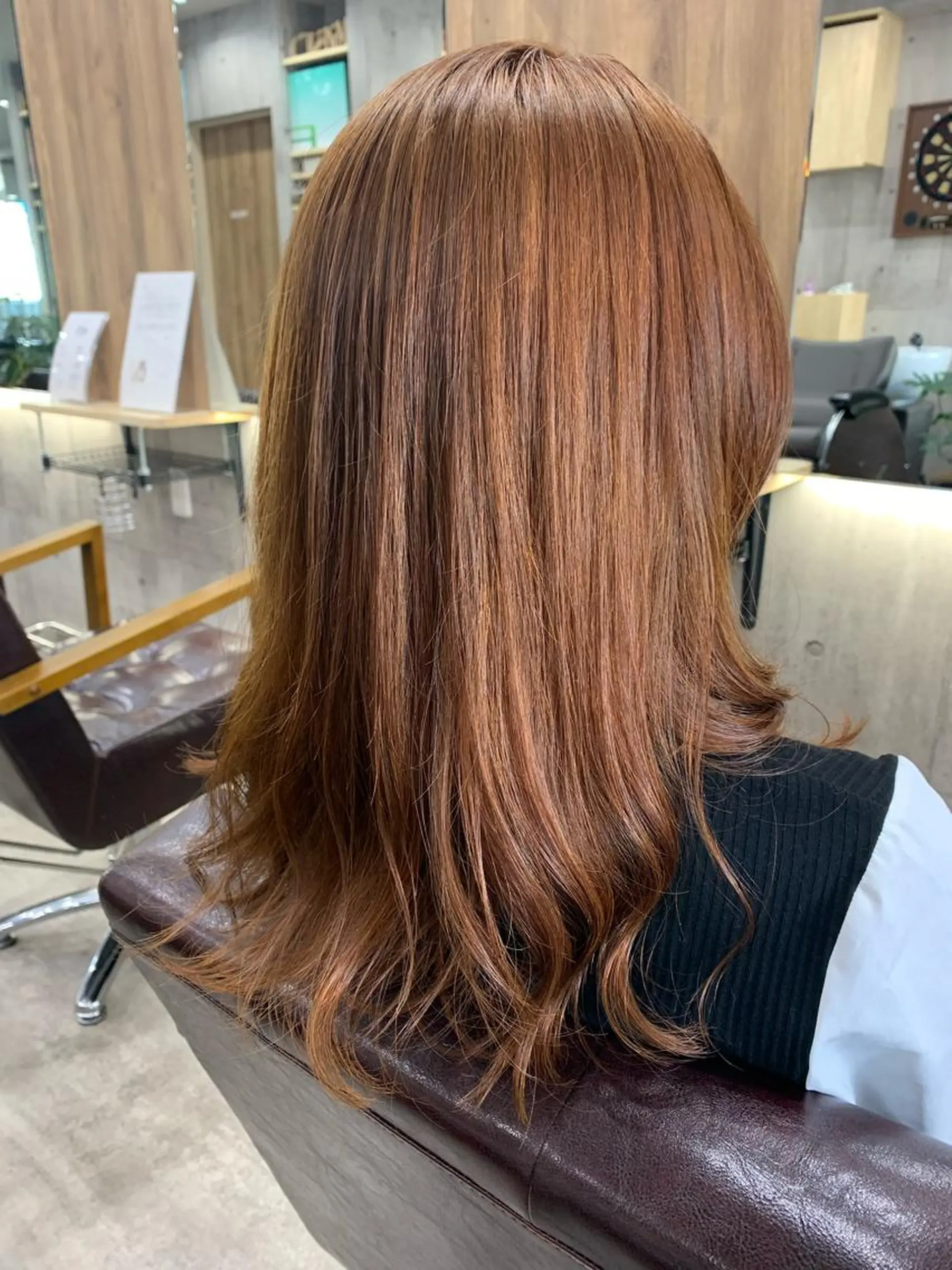 ロング カラー バレイヤージュ ブリーチ ケアブリーチ ダブルカラー イヤリングカラー ヘアカラー memento 斎藤大覚のヘアスタイル