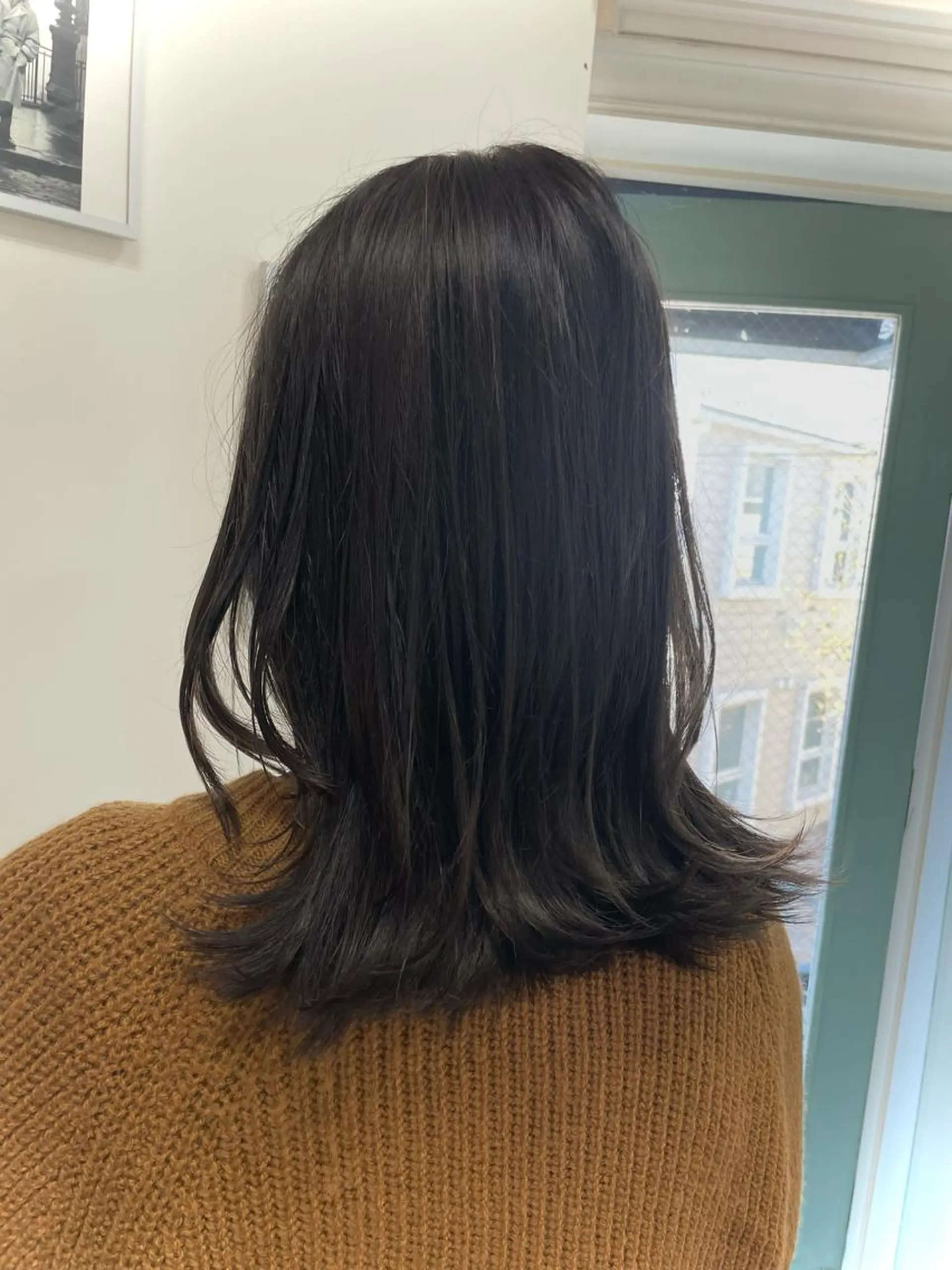 ミディアム カラー アッシュ アッシュグレー くびれヘア レイヤーカット カット ヘアカラー トリートメント ショート/韓国ヘア Moto✂︎のヘアスタイル