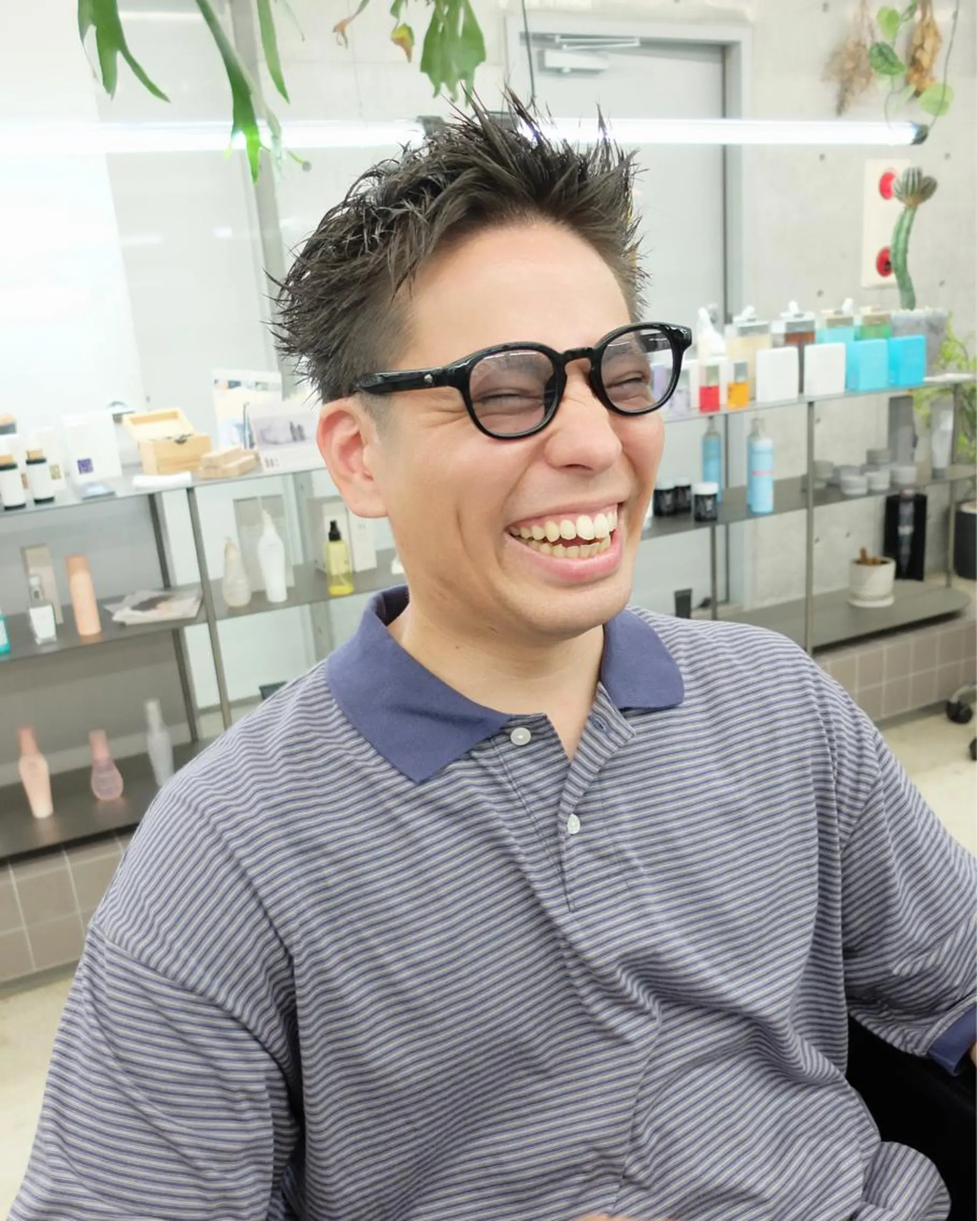 ショート メンズ カット ダブルカラー/ ケアブリーチ/クニトのヘアスタイル