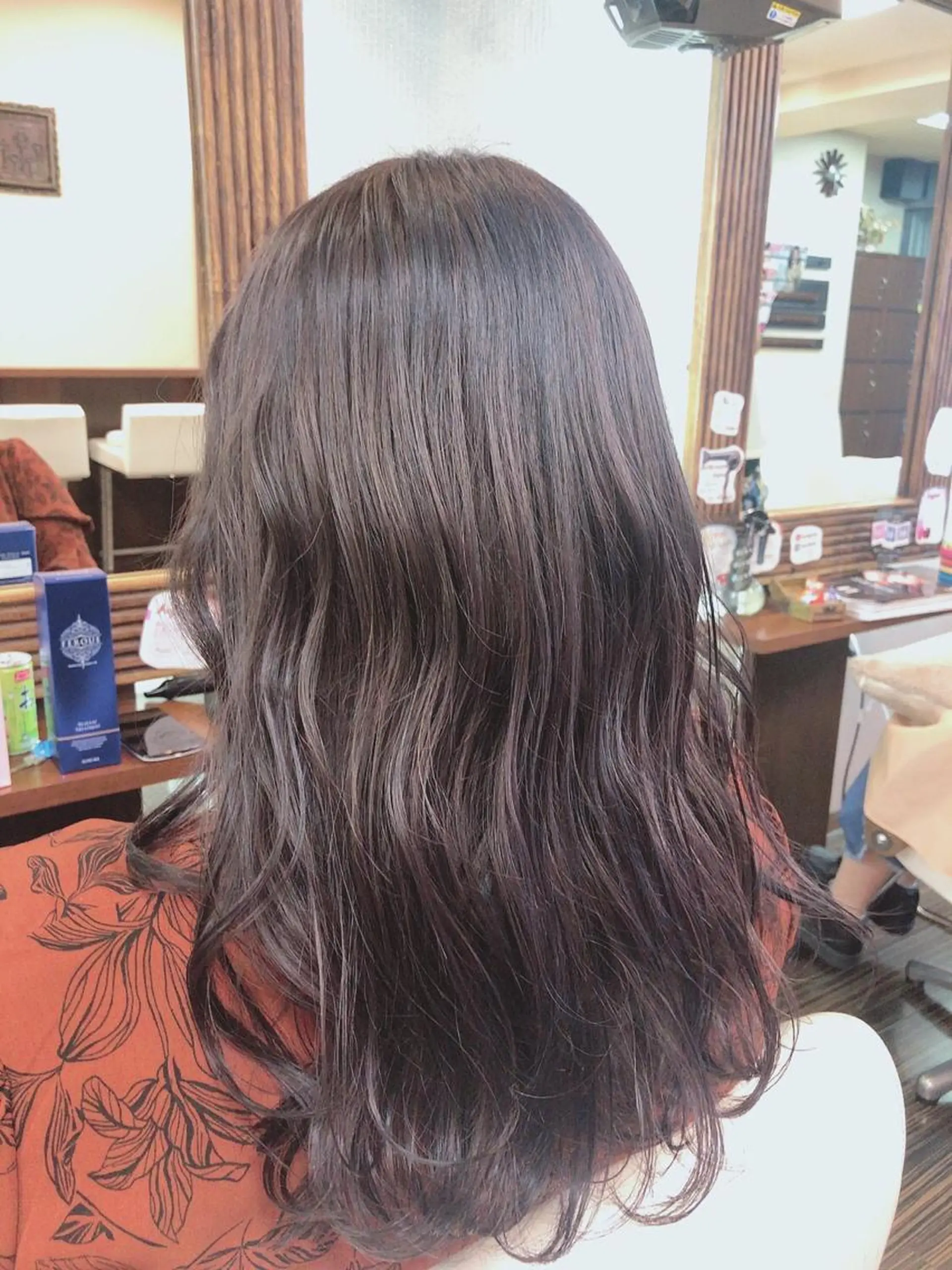 ロング カラー ヘアカラー トリートメント 加藤 瑠美のヘアスタイル