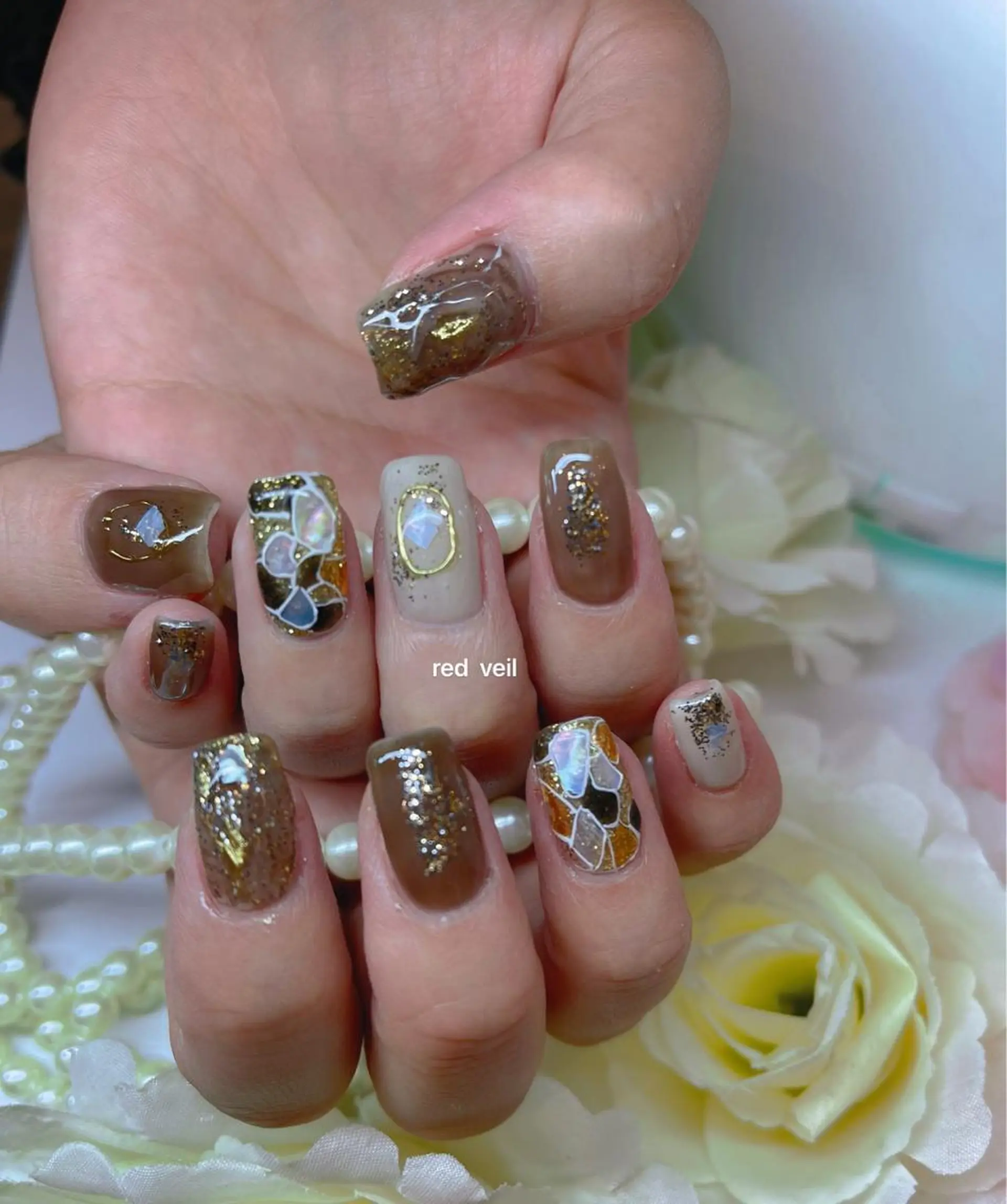 ミディアム ネイル 長さ出し専門 nynaのネイルデザイン