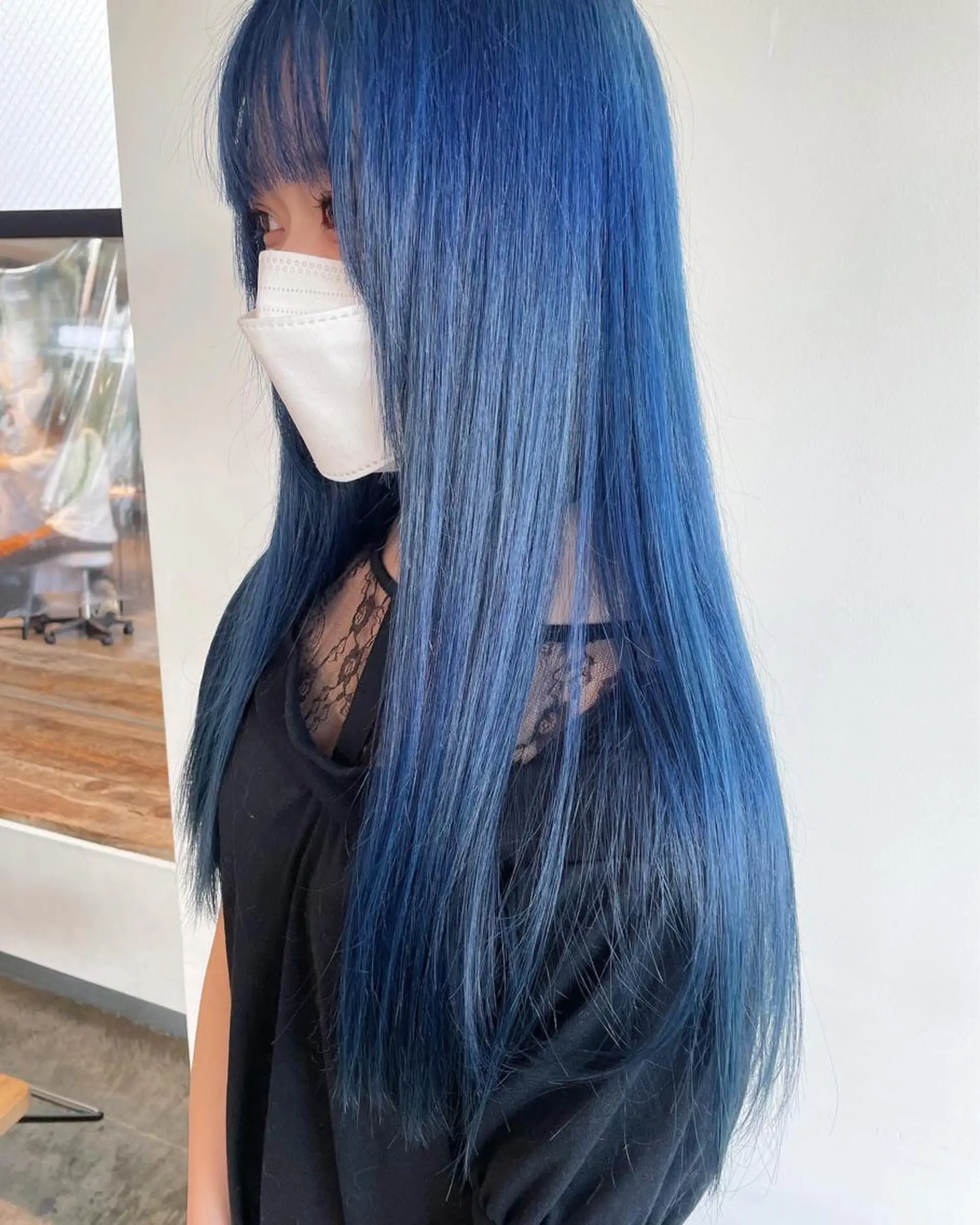 ロング カラー ブルーカラー ロング カット ヘアカラー トリートメント ハイトーン/レイヤー /ケアブリーチ石川治のヘアスタイル