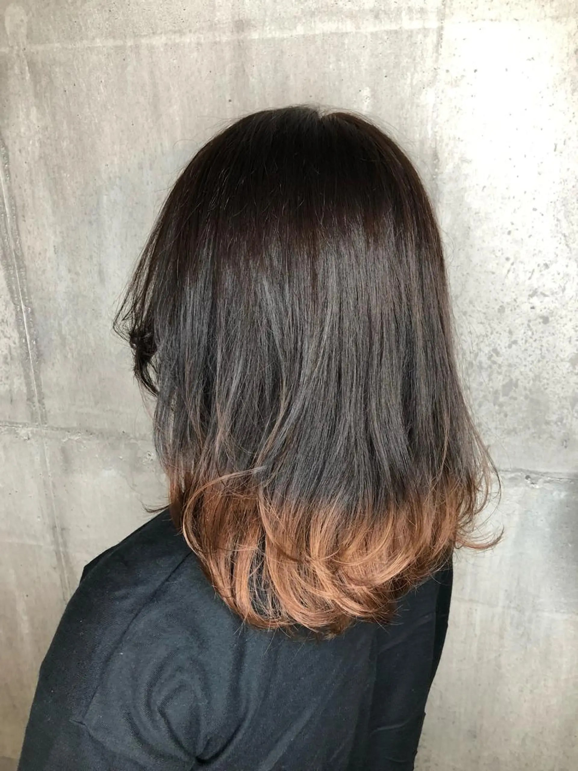 セミロング カラー グラデーションカラー eins.hair所属・過去一の柔髪ヘア 🌿einshairのヘアスタイル