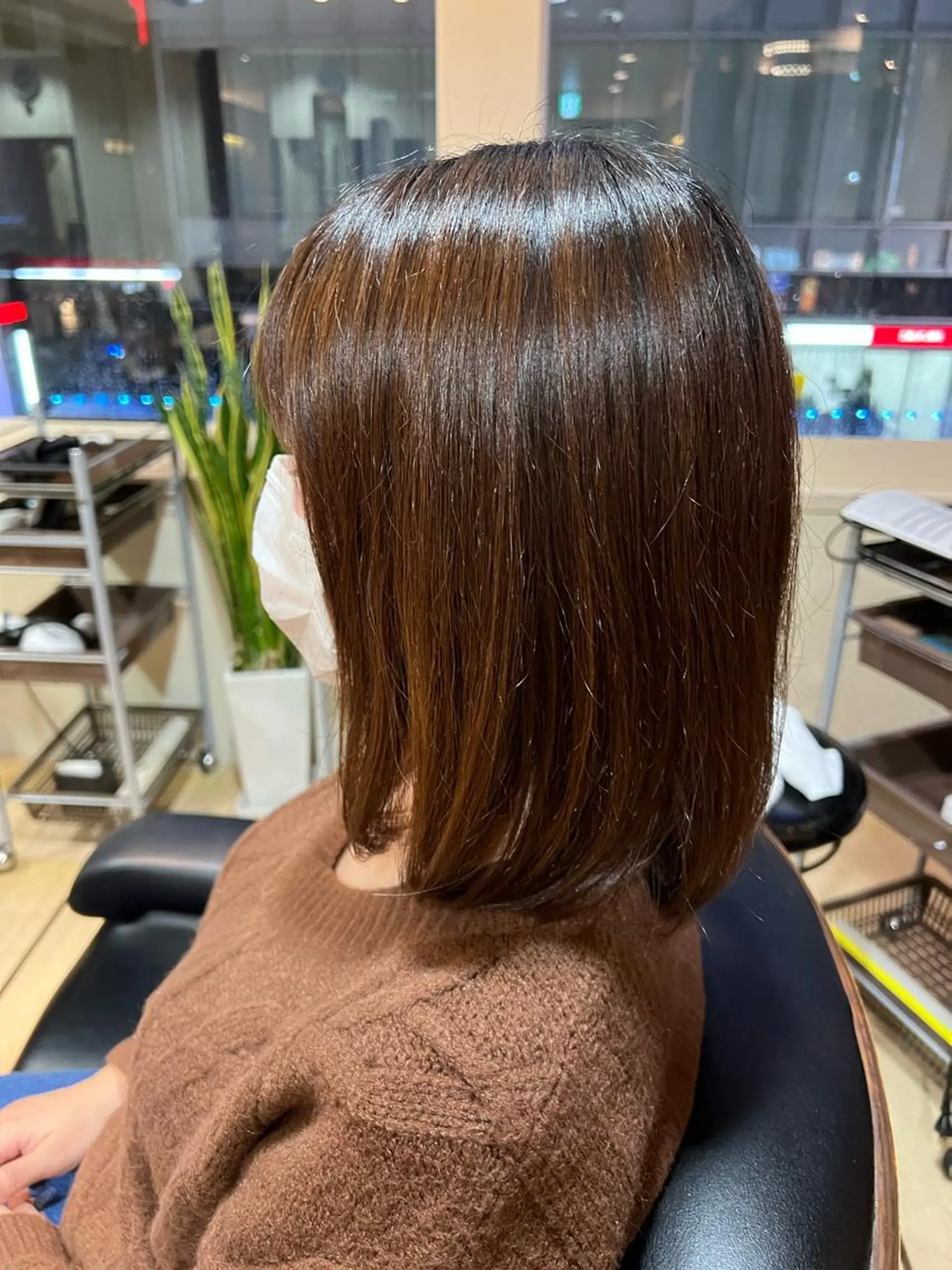 ミディアム ボブ チーフデザイナー 木部のヘアスタイル