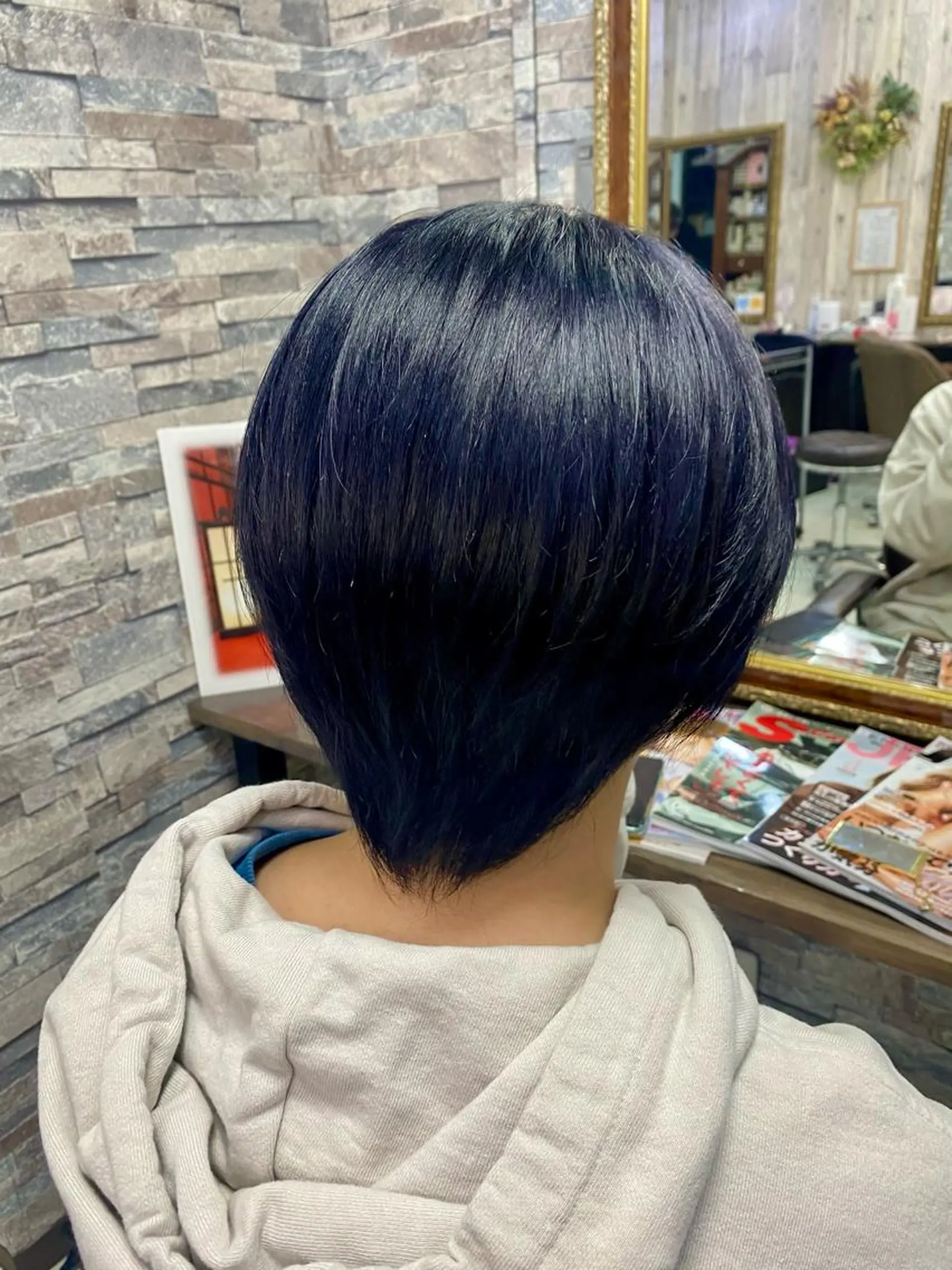 ショート ヘアカラー トリートメント Arphy/ /のヘアスタイル