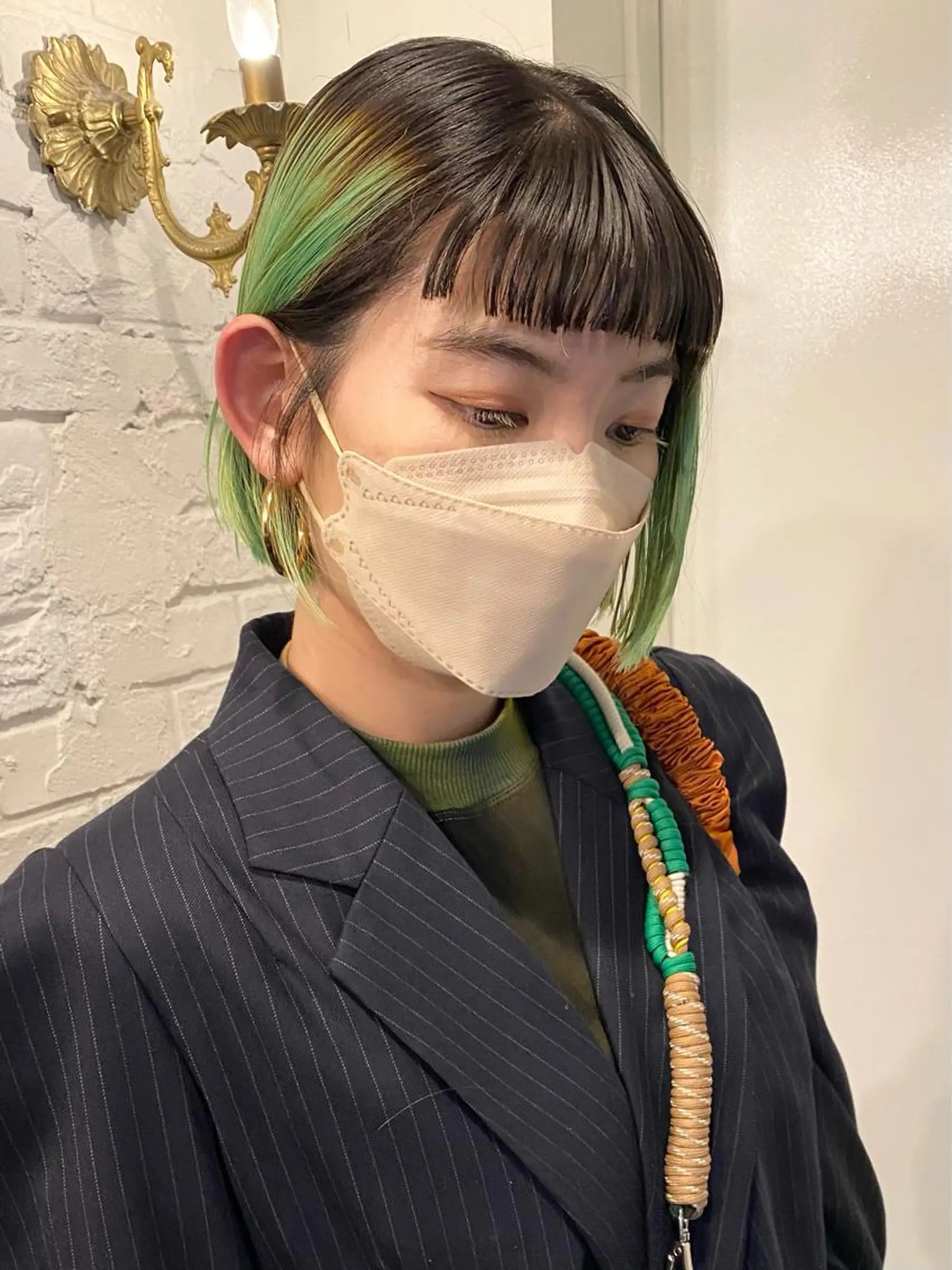 ミディアム カラー ヘアアレンジ 切りっぱなしボブ ブリーチ デザインカラー ダブルカラー ボブ カット ヘアカラー トリートメント レイヤーカット×髪質 改善🇰🇷シオリのヘアスタイル