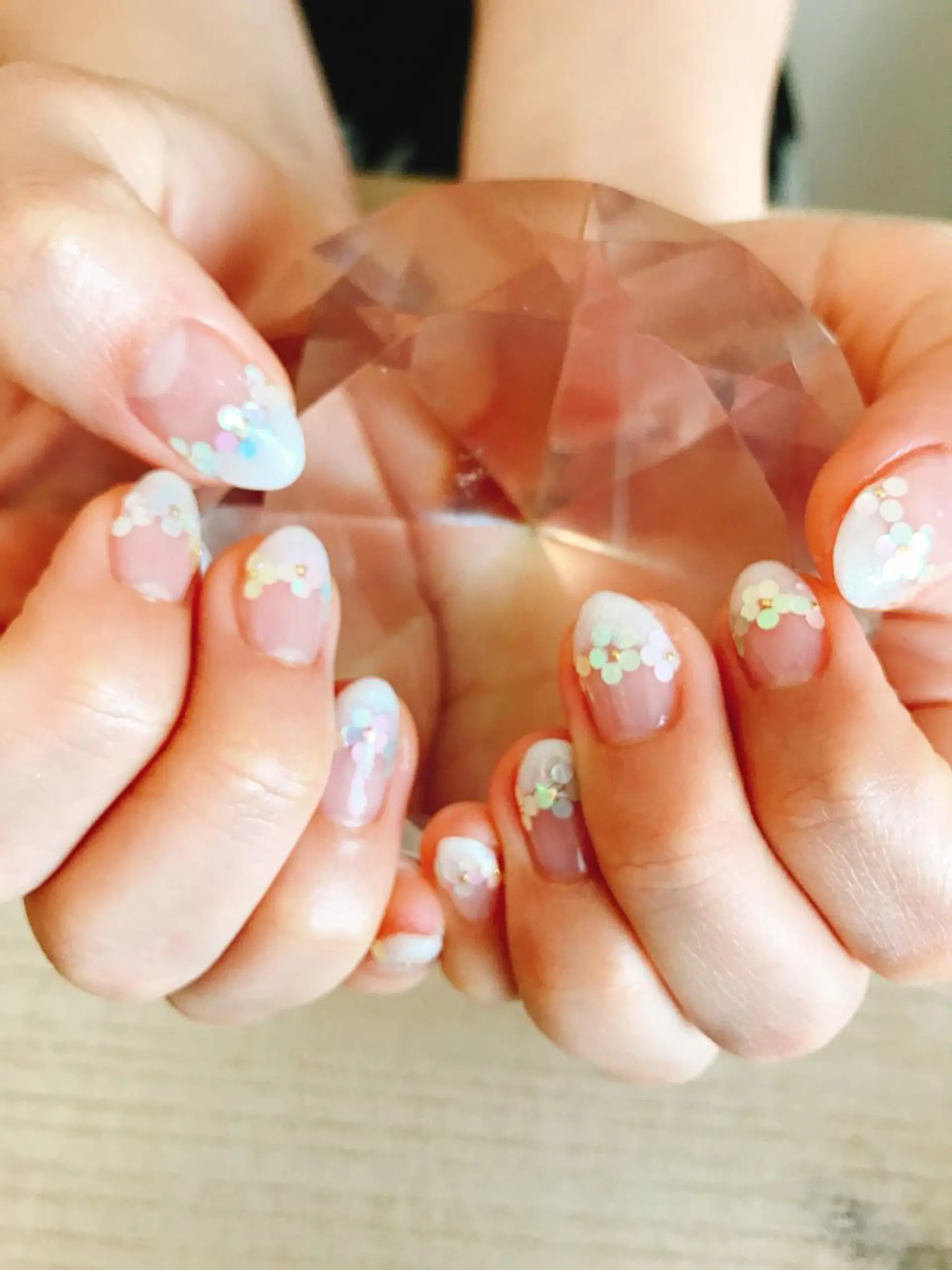 ネイル ブライダルネイル fufu la.のネイルデザイン