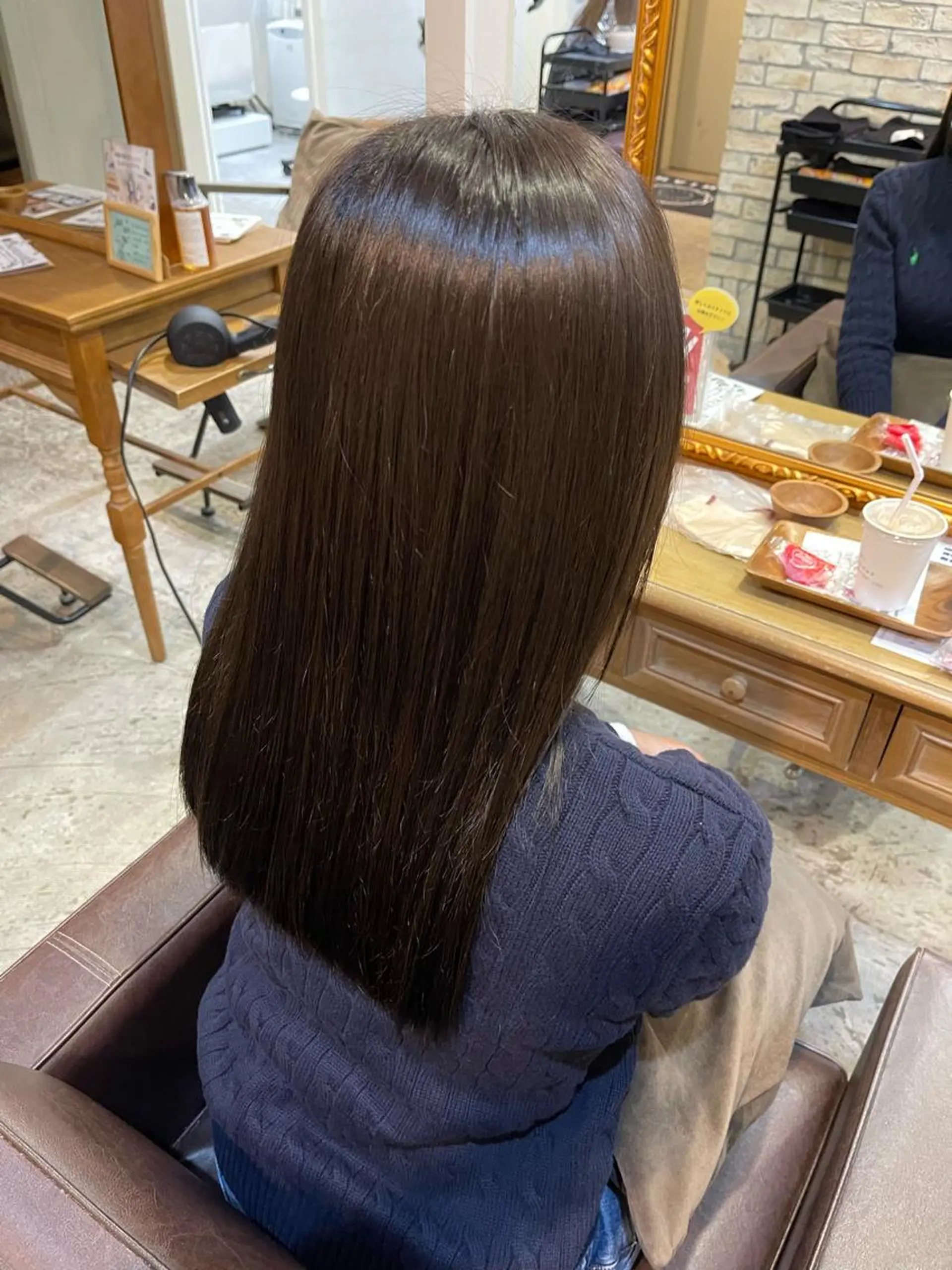 セミロング カラー グレージュ 髪質改善 カット ヘアカラー 縮毛矯正 トリートメント 🫧chinatsu 🫧のヘアスタイル