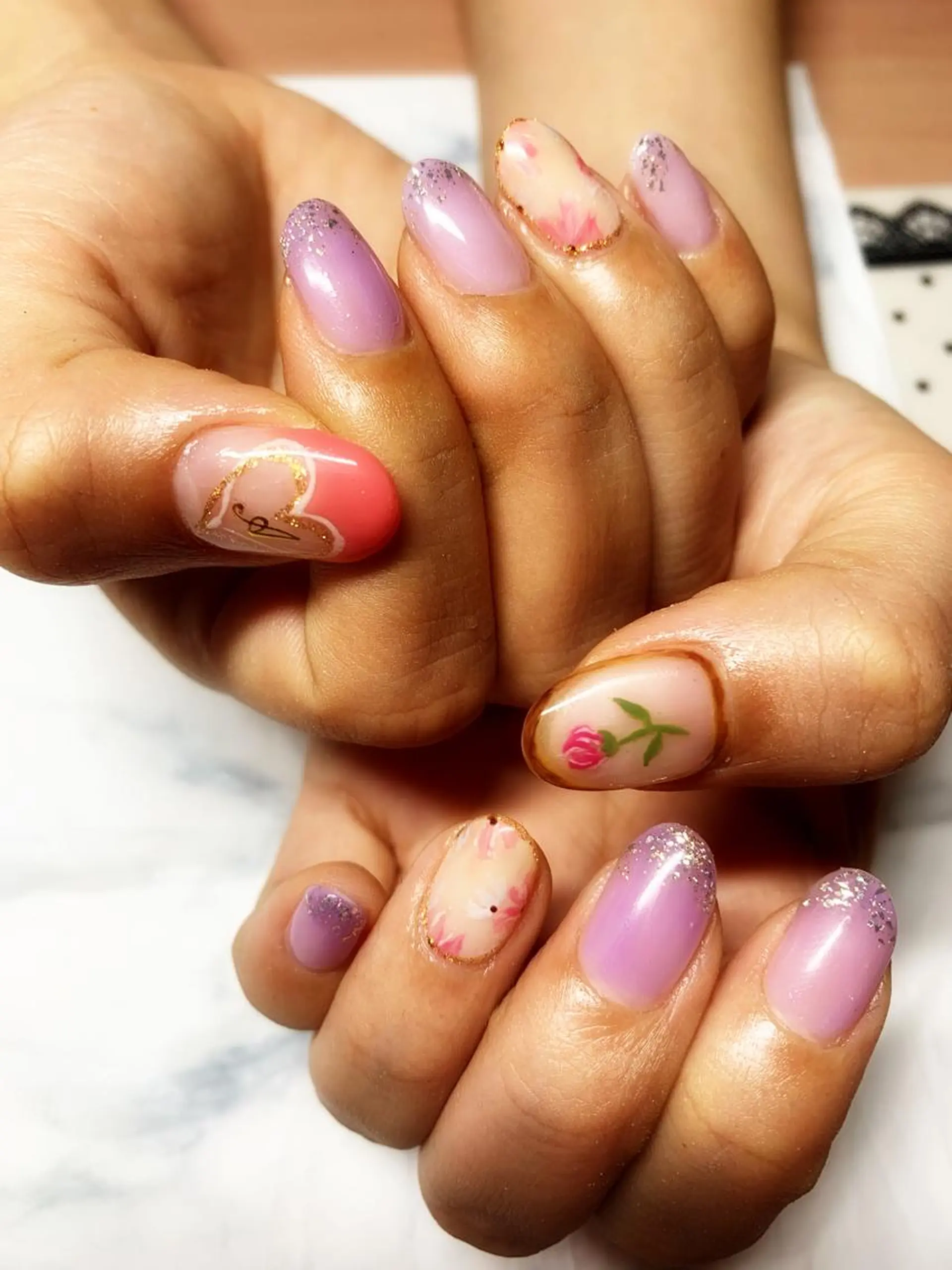 ネイル 菅野 愛花のネイルデザイン