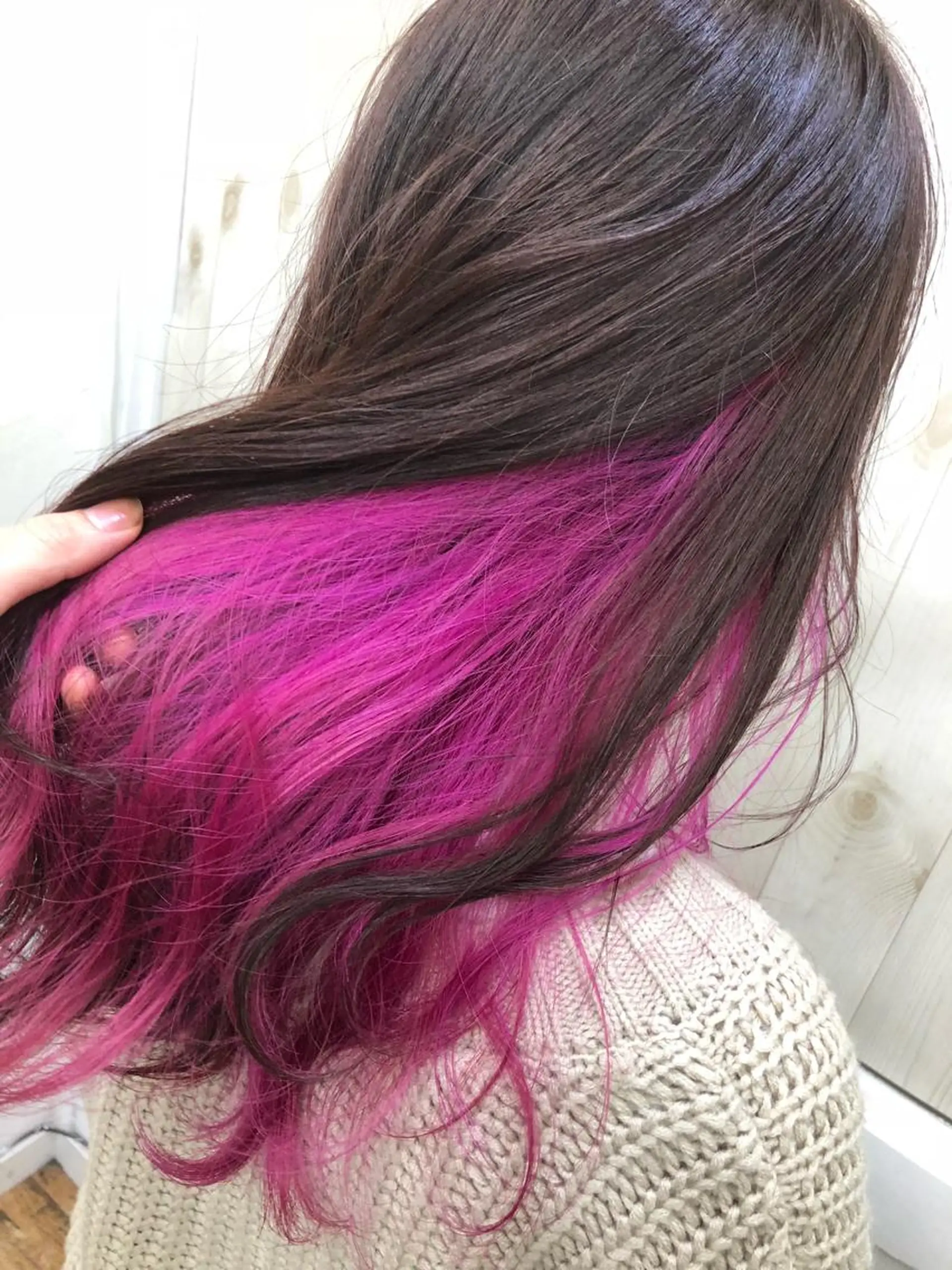 ミディアム カラー インナーカラー ピンクカラー ヘアカラー PSY(サイ)池袋 金田尚久🎨のヘアスタイル