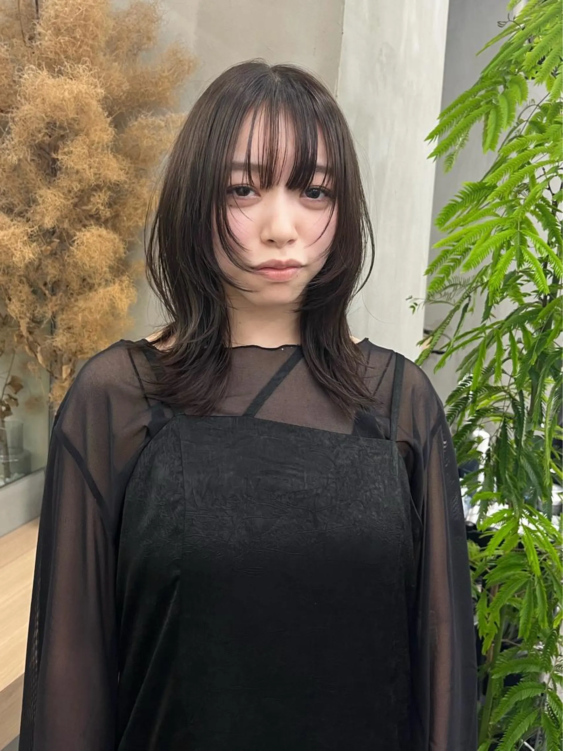 セミロング イツク ⚡️ ルーツ/ハイトーンのヘアスタイル