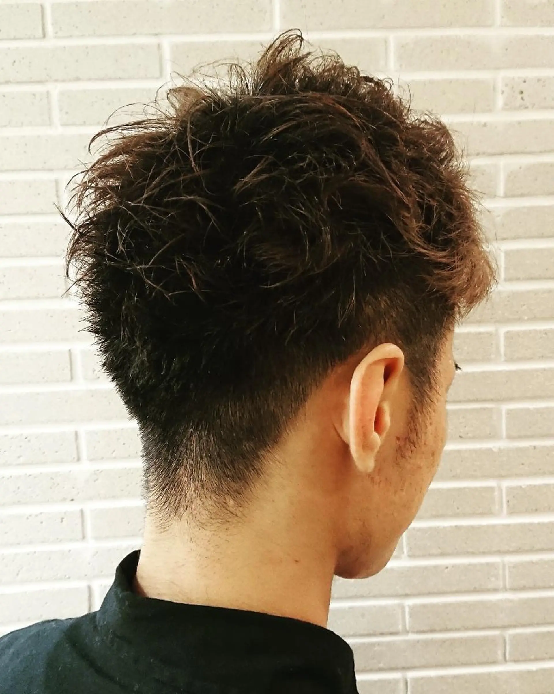 メンズ ブリーチ/ヘアケア/ 艶髪/イギチハルのヘアスタイル