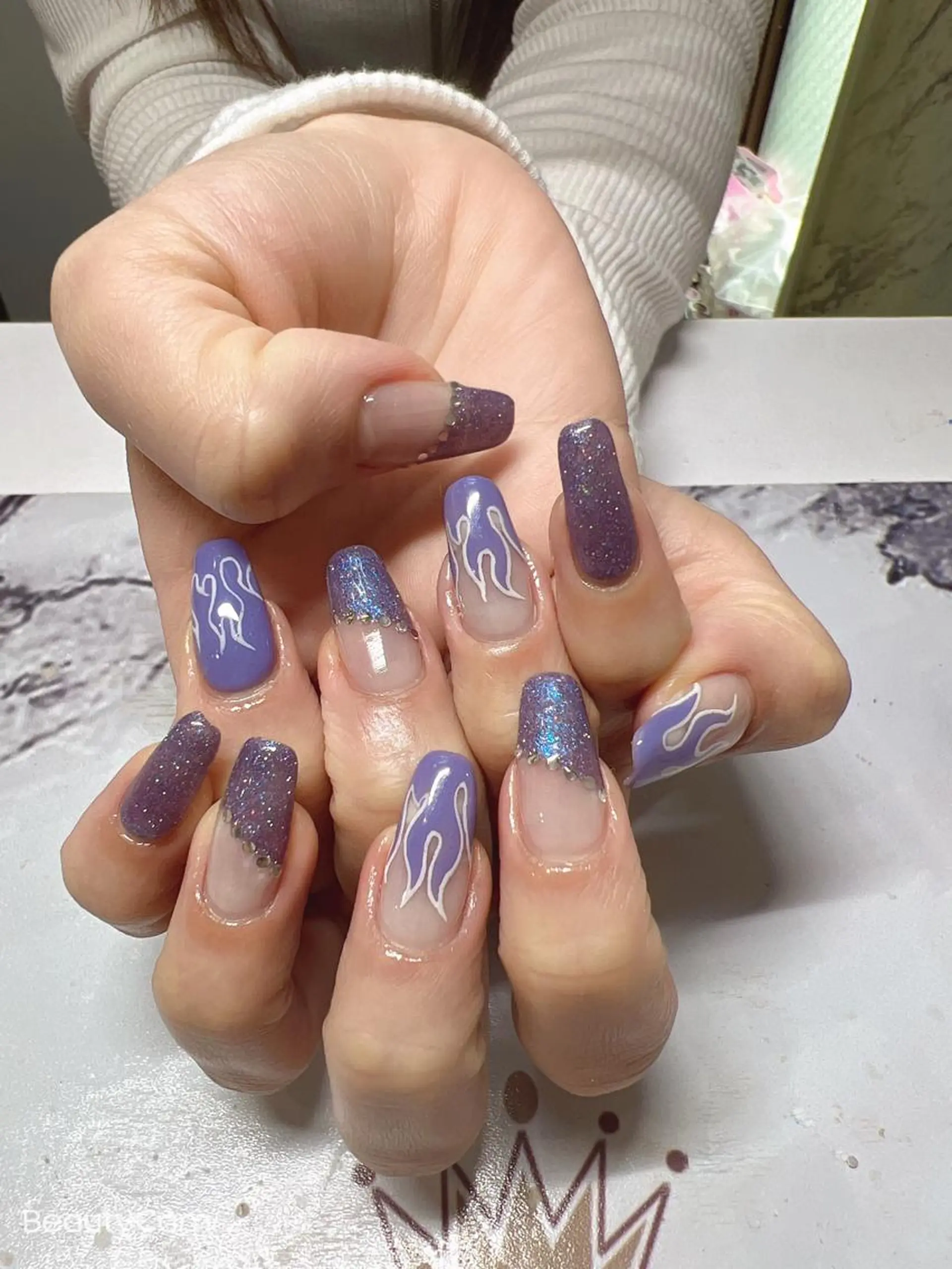 ネイル ガレンドウ 白澤 愛子のネイルデザイン