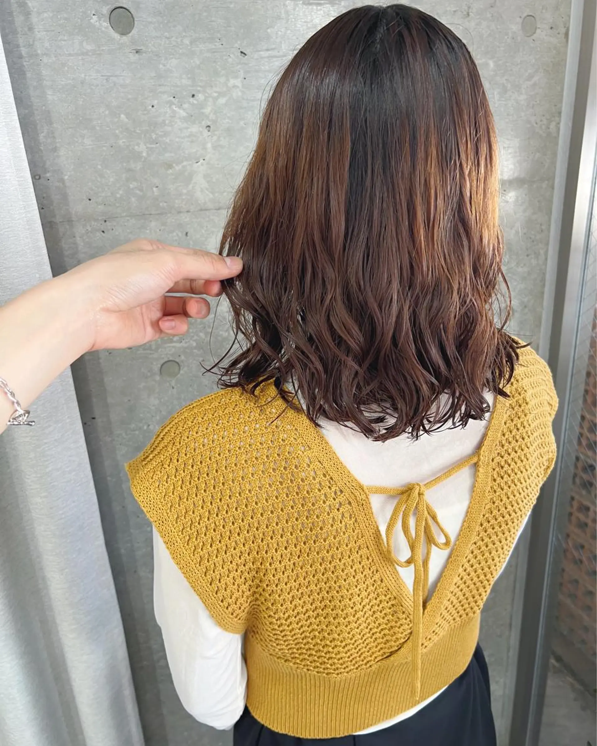 ミディアム パーマ ボブパーマコテ巻き風 パーマNo1深江秀平のヘアスタイル