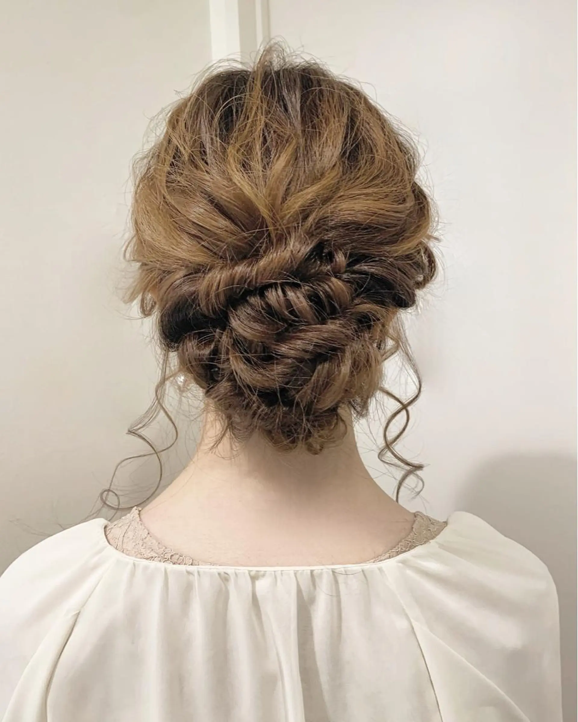 セミロング ヘアアレンジ ヘアセット 🎨カラー満足度 500%💫ヅル💫のヘアスタイル