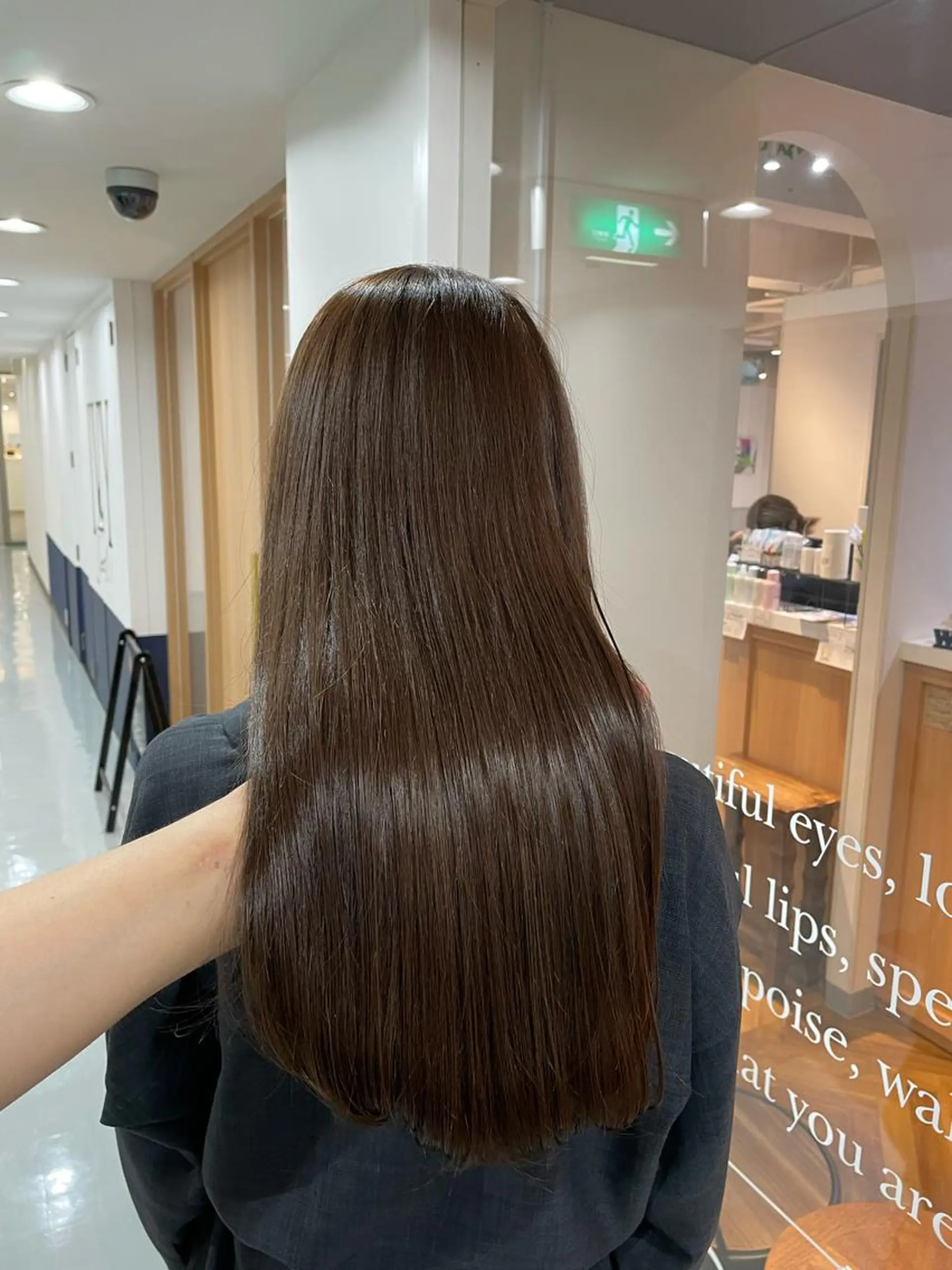 ロング カラー カット ヘアカラー トリートメント ヘッドスパ 過去一の柔髪ヘア 🌿einshairのヘアスタイル