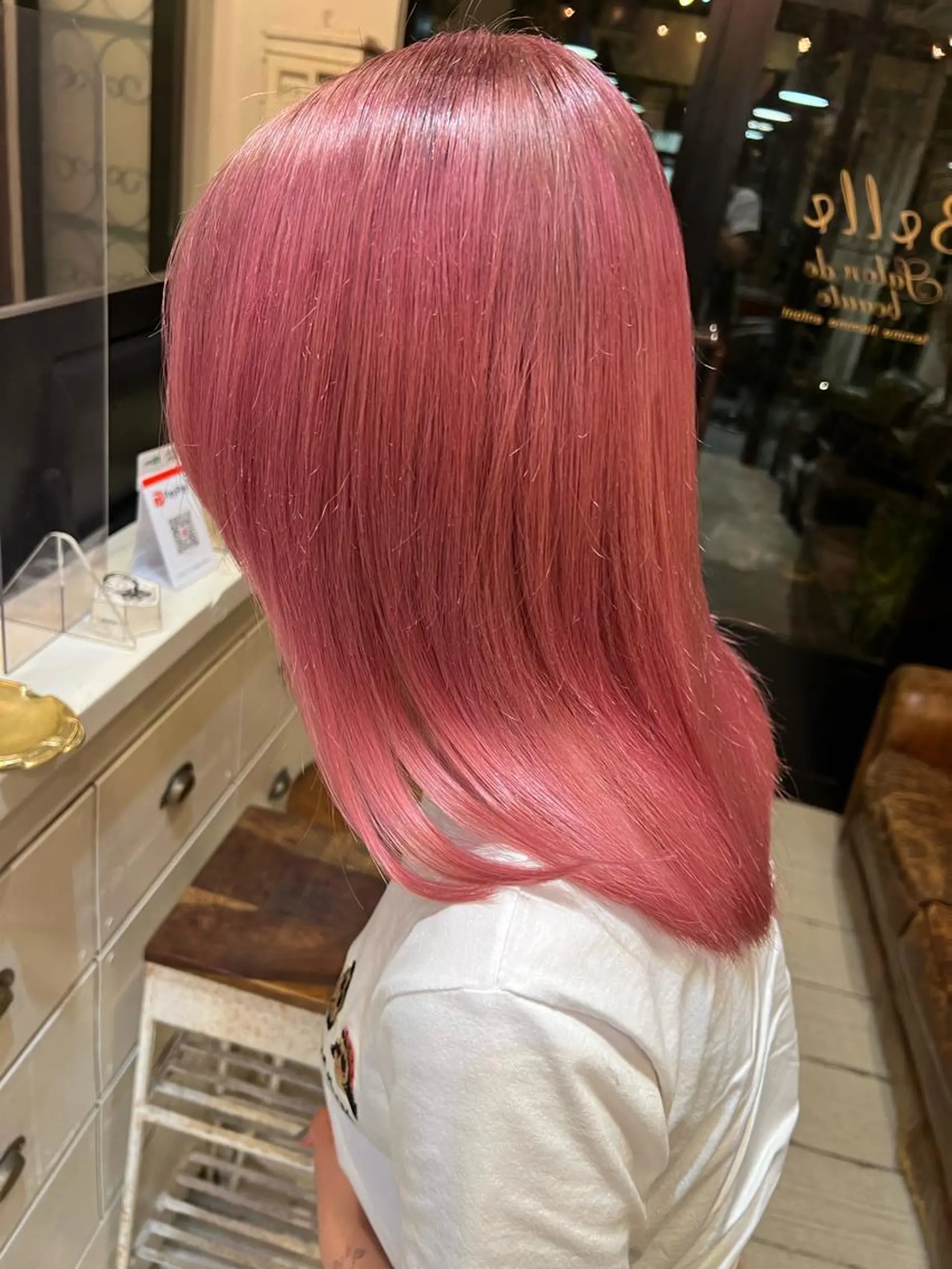 ロング カラー ブリーチ ケアブリーチ 透明感カラー カット ヘアカラー トリートメント 抜きっぱなしブロンド /ハイトーン/カナタのヘアスタイル