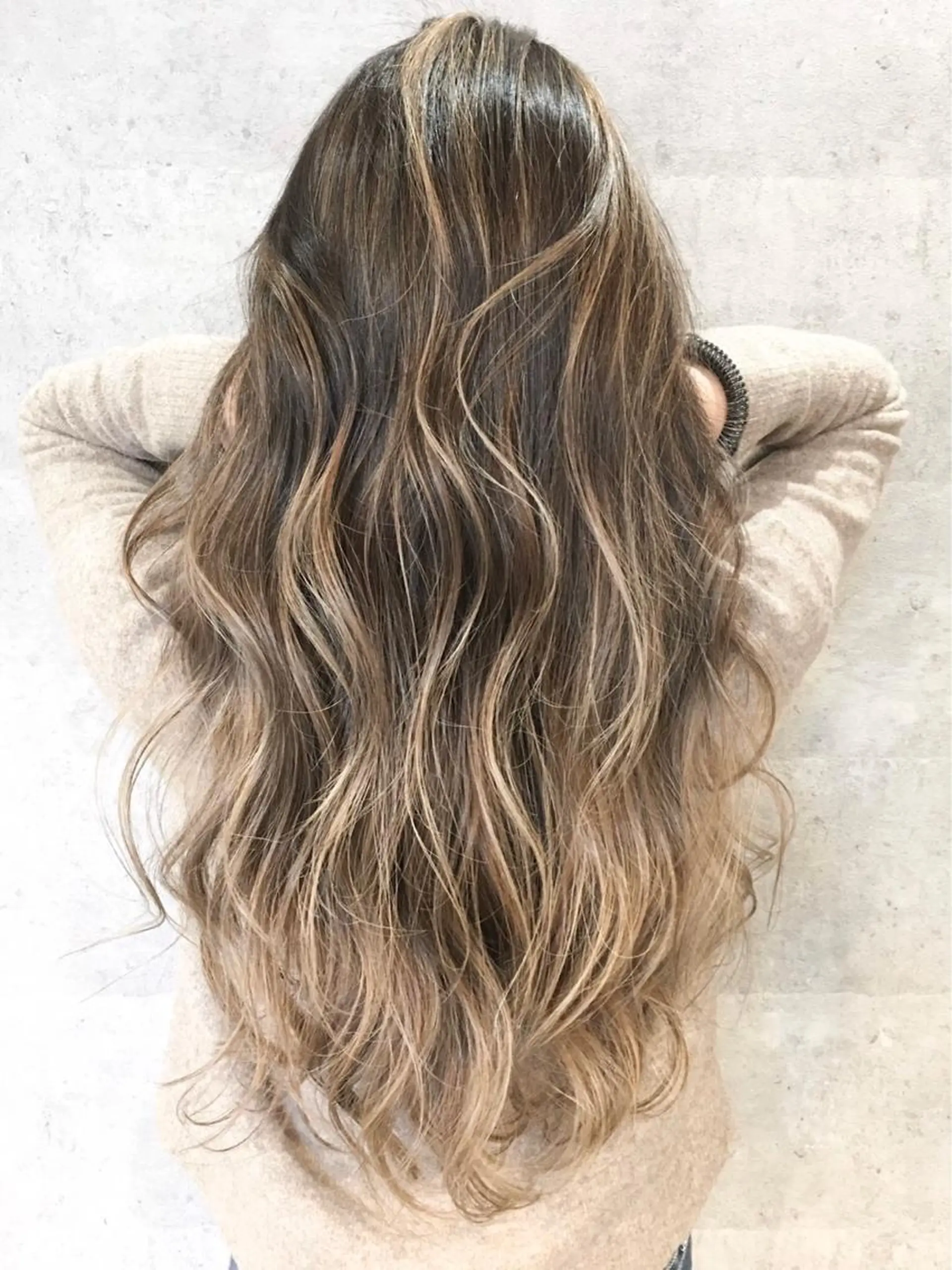 ロング カット ヘアカラー トリートメント KYOKO 【Bear】のヘアスタイル