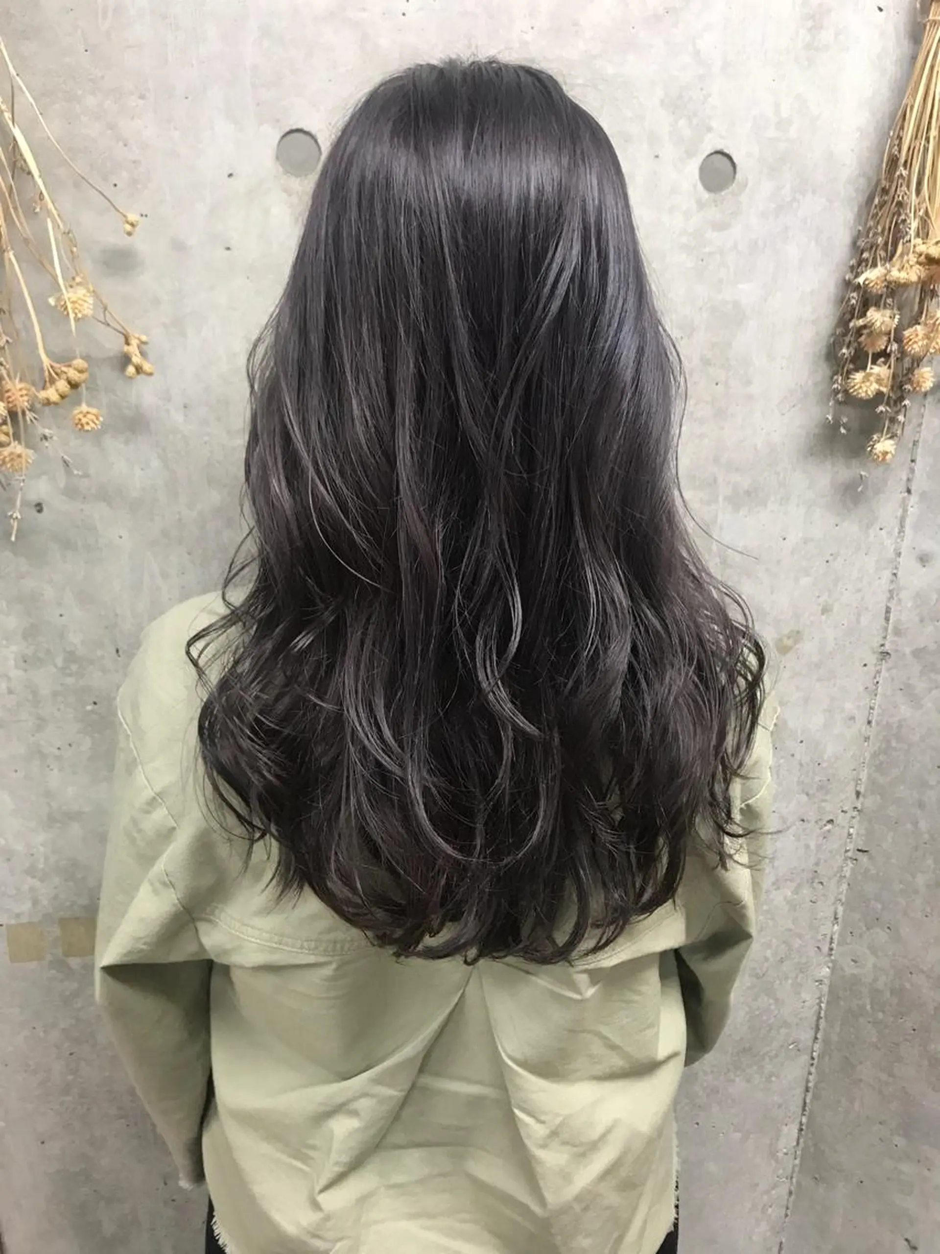 ロング カラー ヘアアレンジ アッシュ 透明感カラー イルミナカラー パープルカラー Satsuki ✂︎♡のヘアスタイル