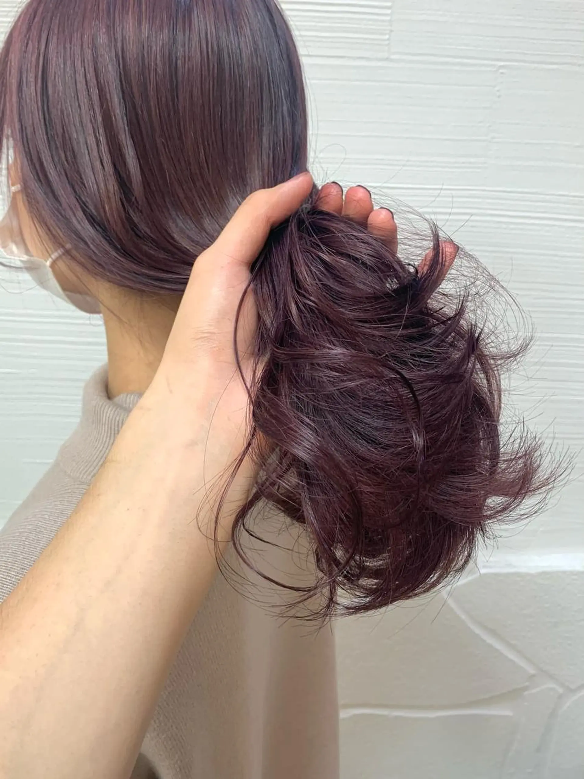 ミディアム カラー ブリーチ ラベンダーカラー ラベンダーピンク ピンクカラー 矢野 晃平のヘアスタイル