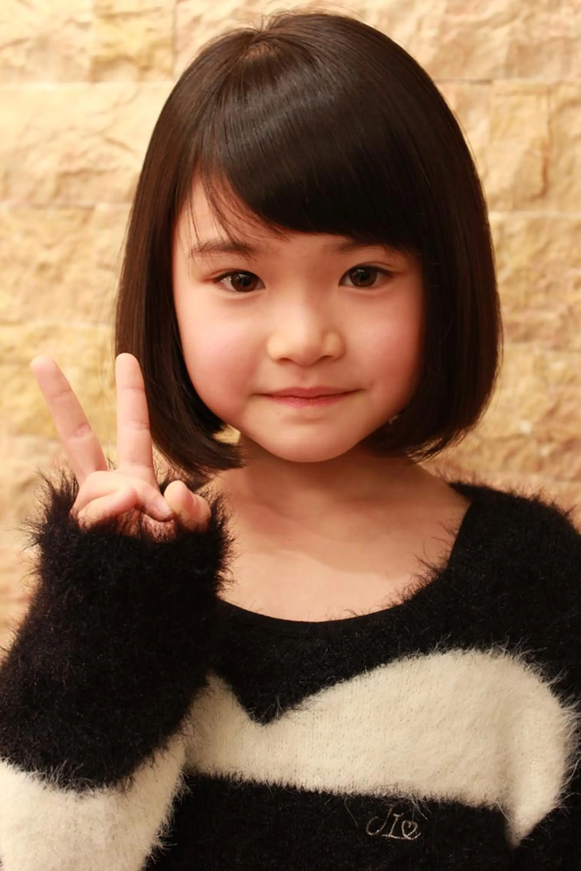 ミディアム ワンレンボブ ボブ 河内 崇純のヘアスタイル